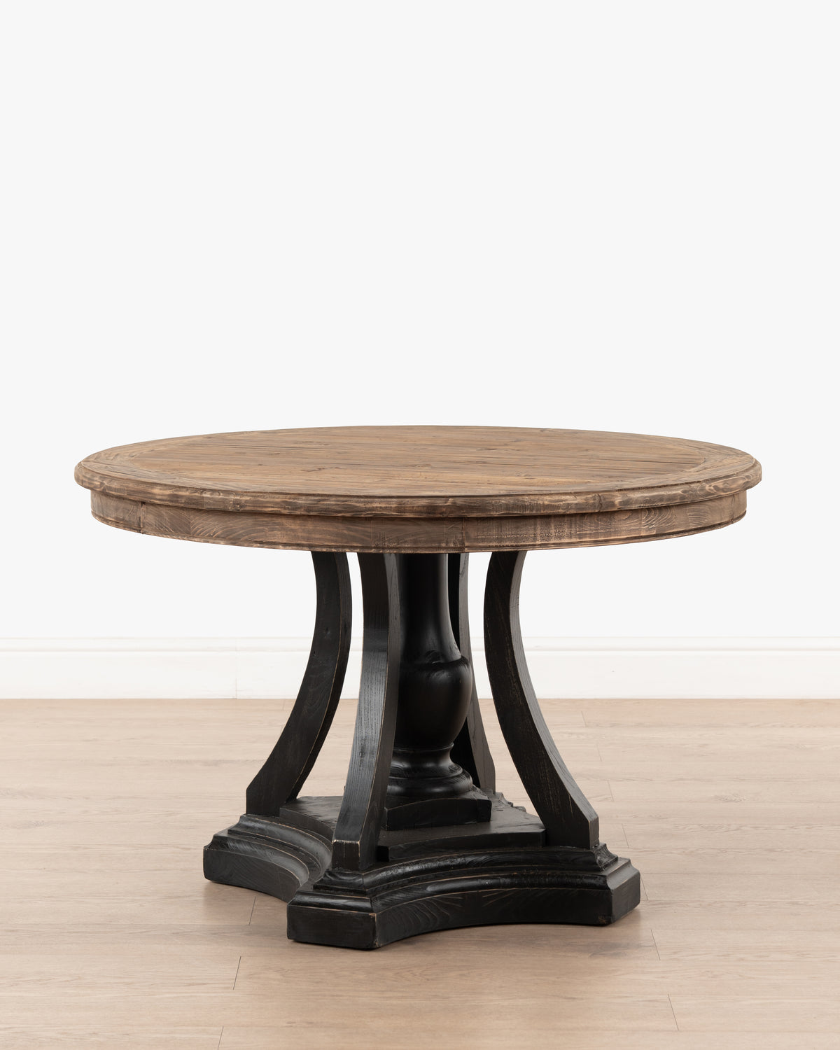 Strasbourg Entrance Table