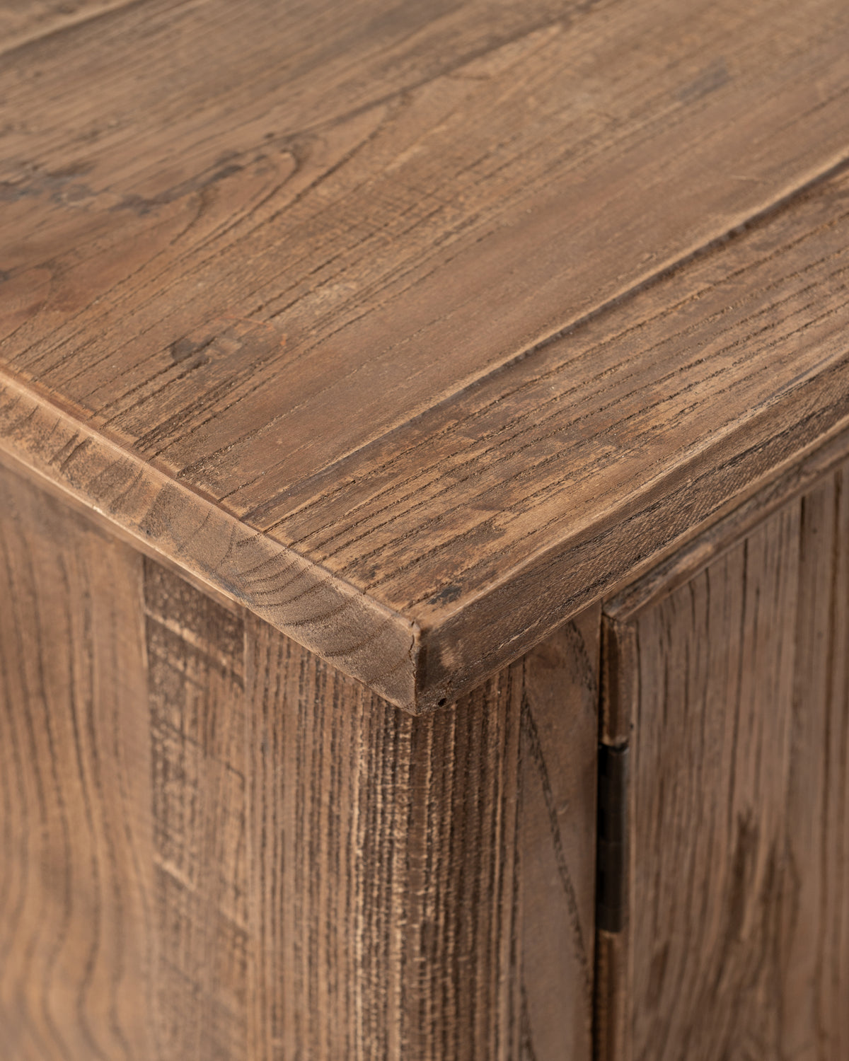 Pearston Buffet Table