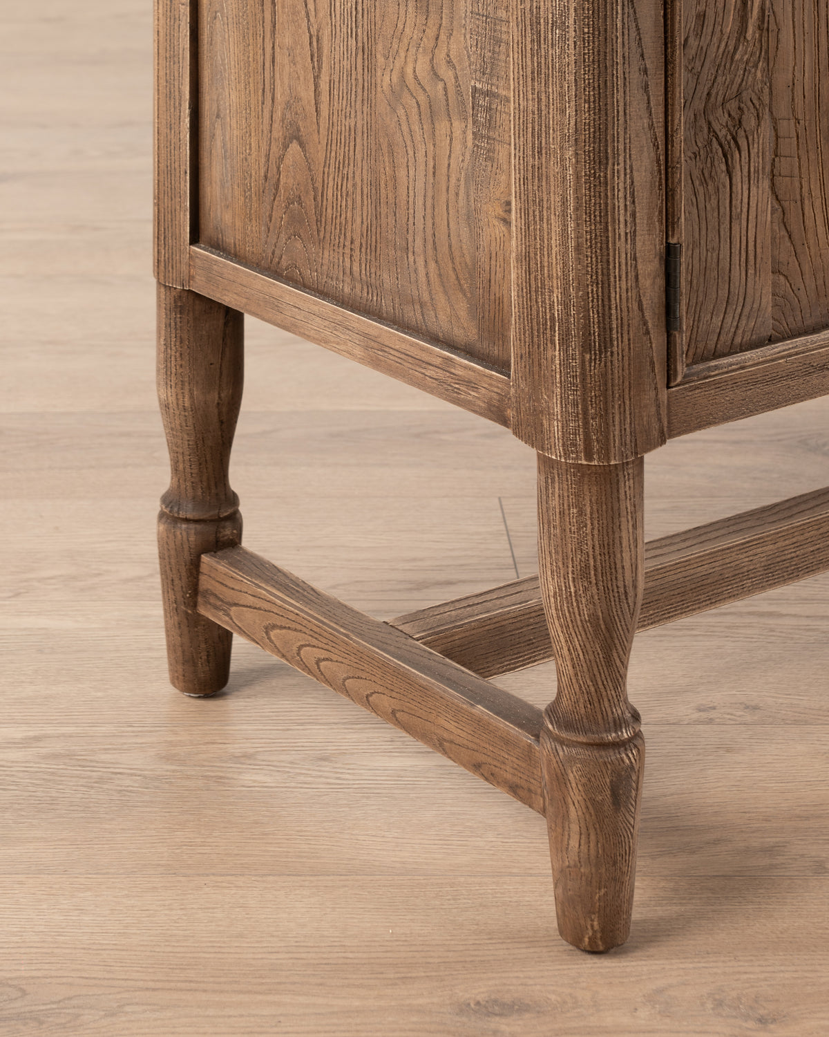 Pearston Buffet Table