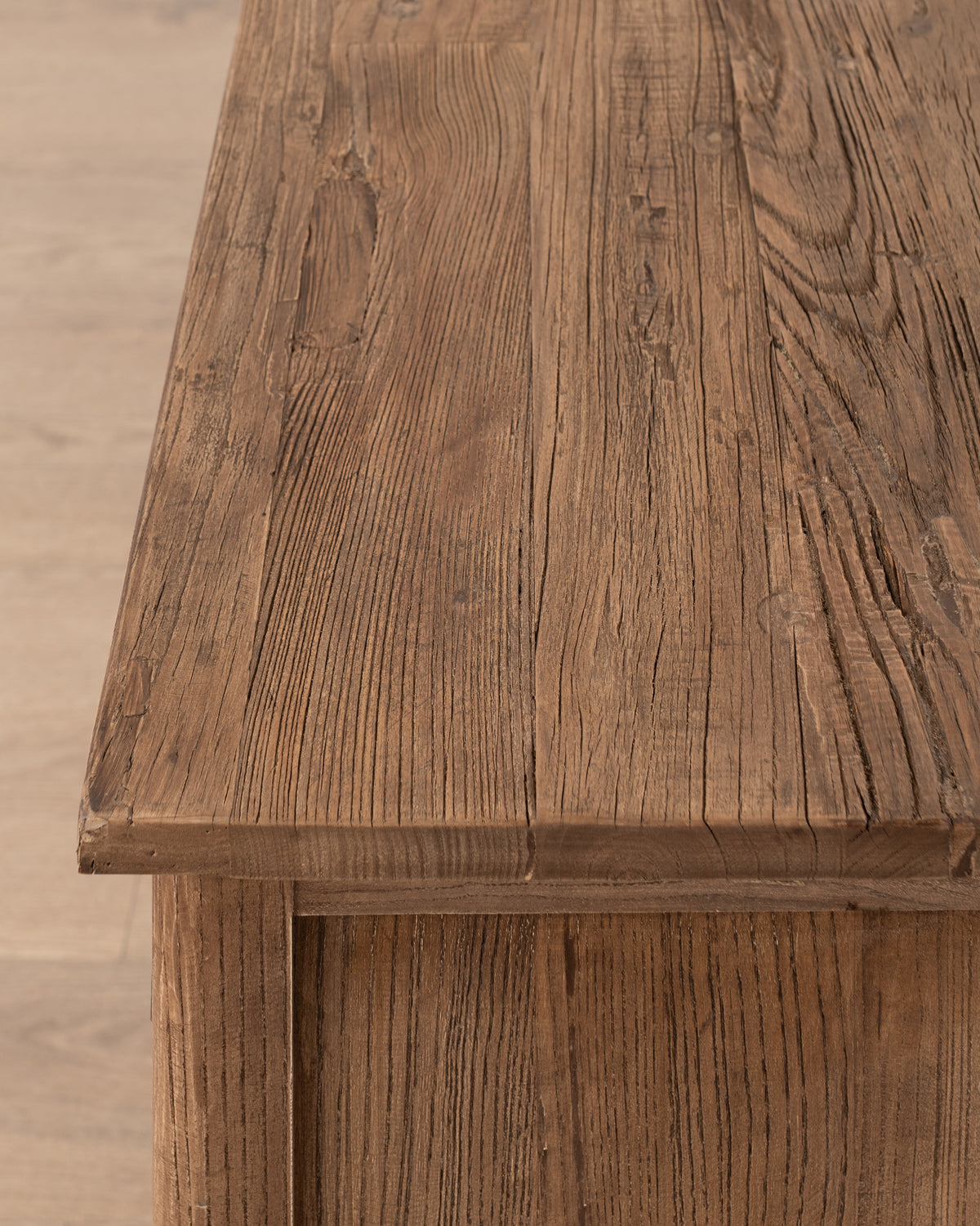 Pearston Buffet Table
