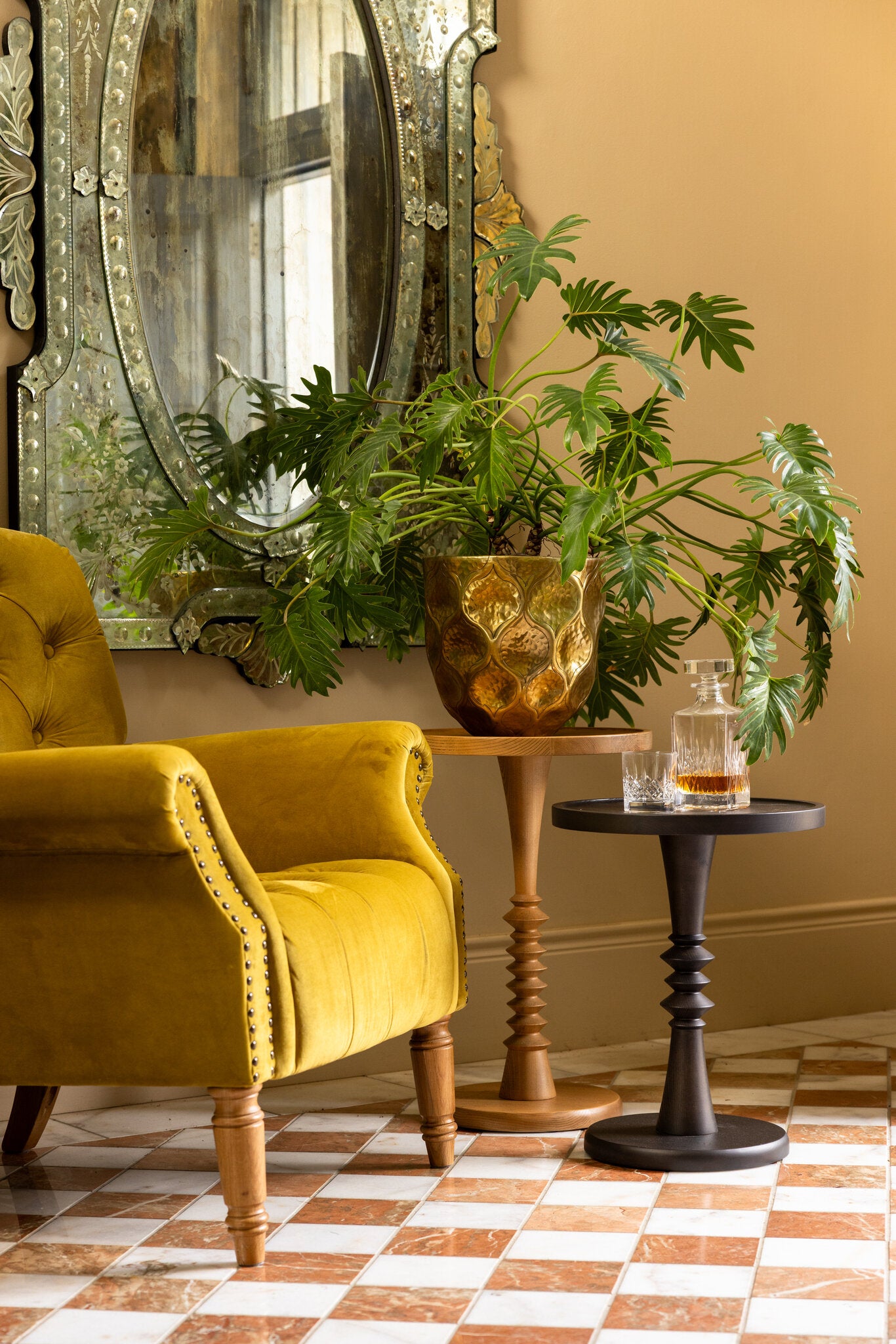 Limited Edition Lina Side Table