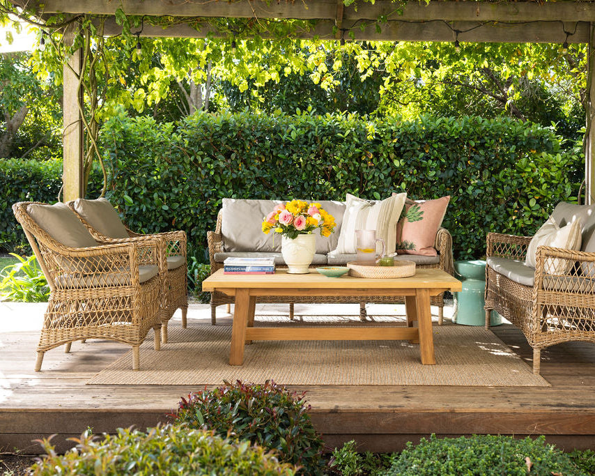 Courtyard 3 seater sofa