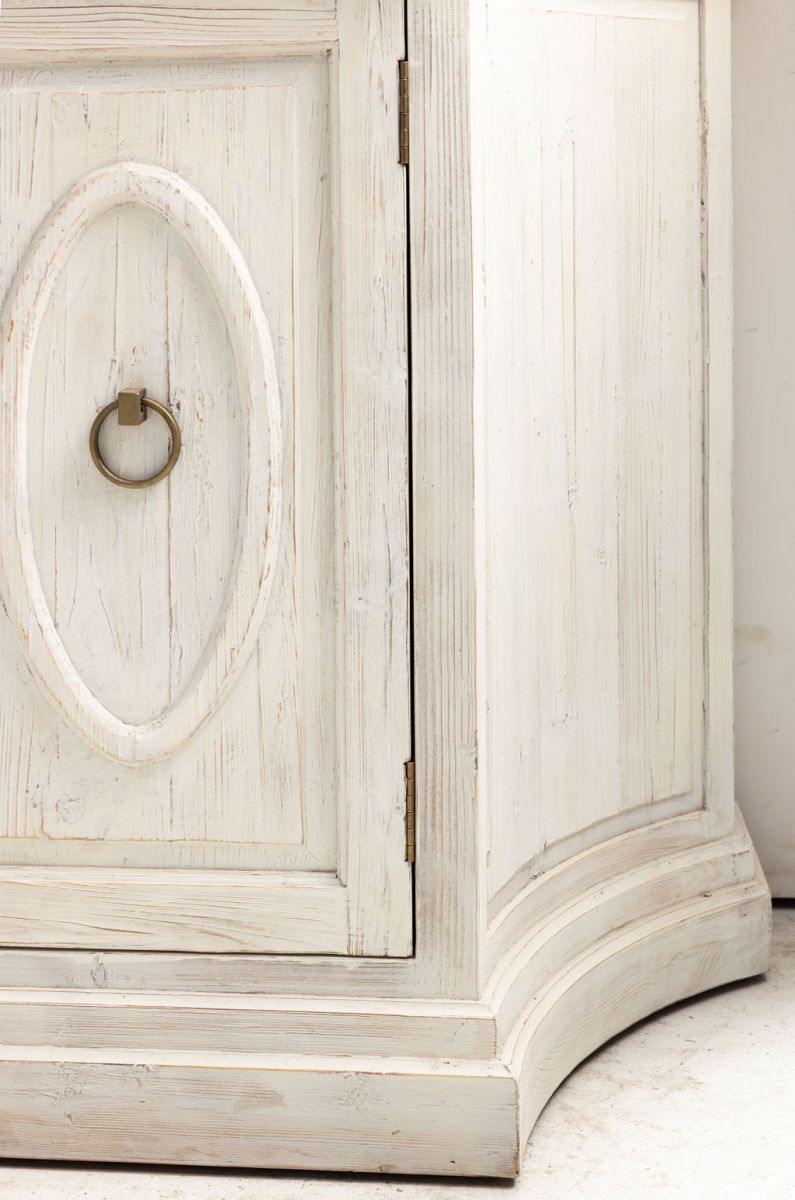 Faron 2 door Sideboard