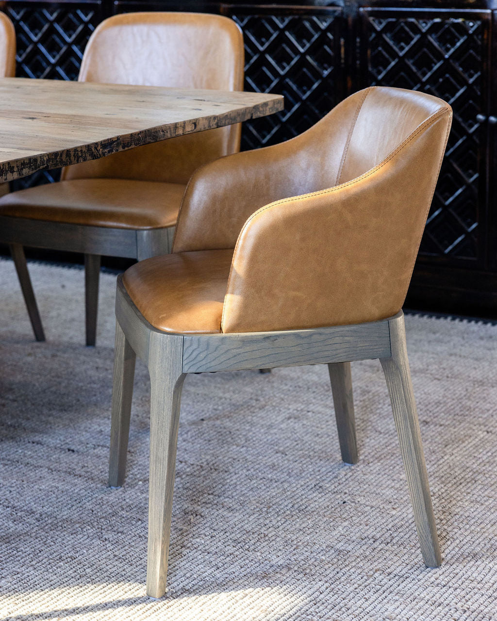 Malika Carver chair | Leather