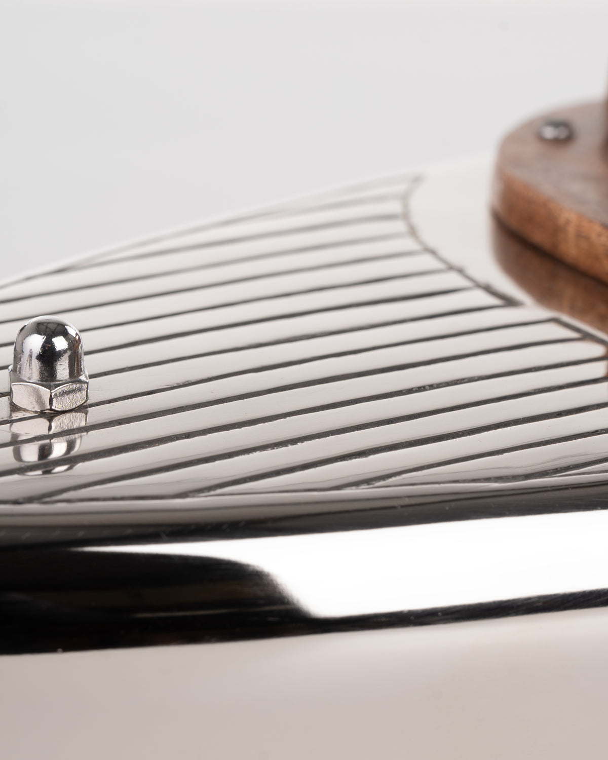 Collector's Cove Regatta Speedboat | Small