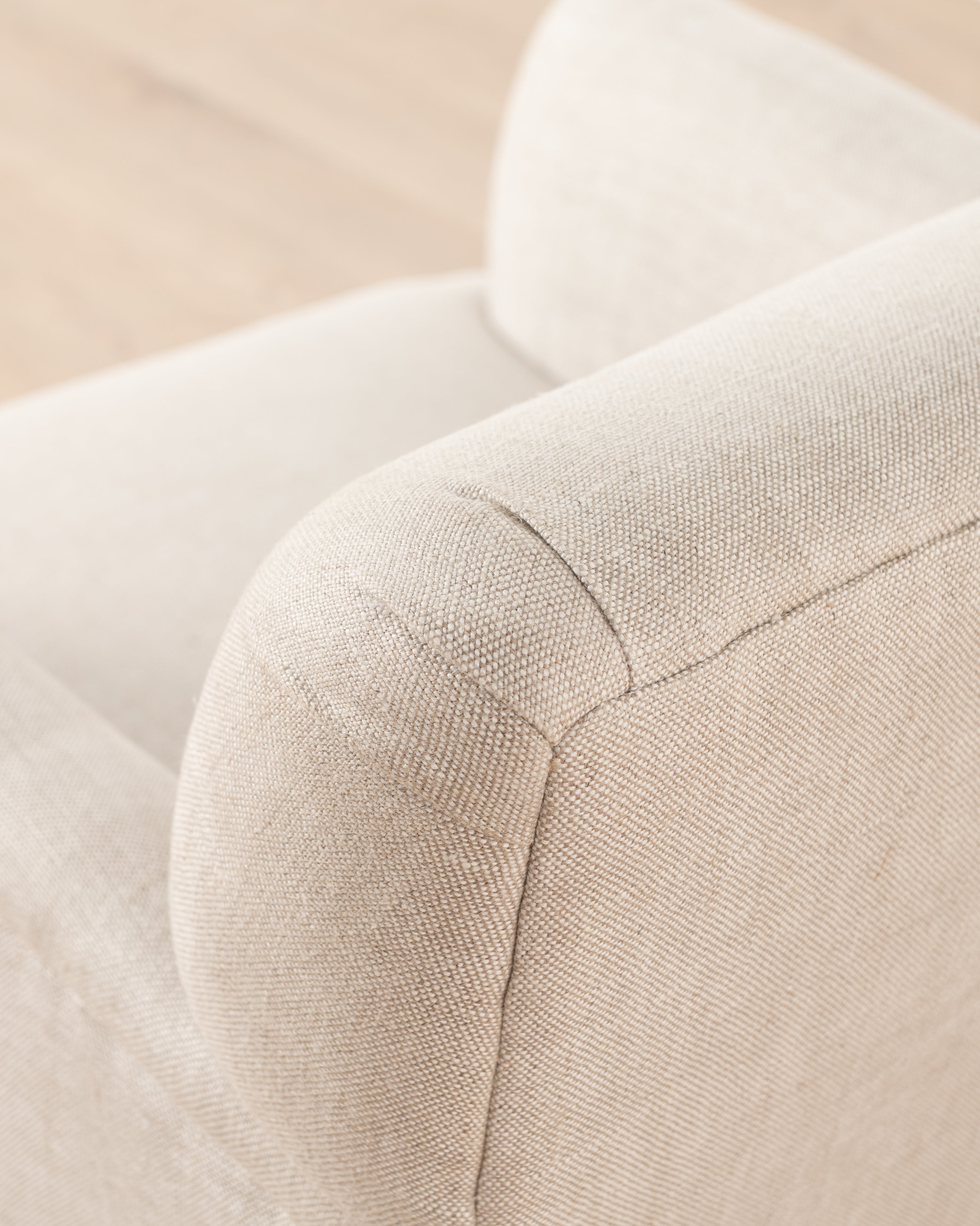 Aimee Lounge Chair