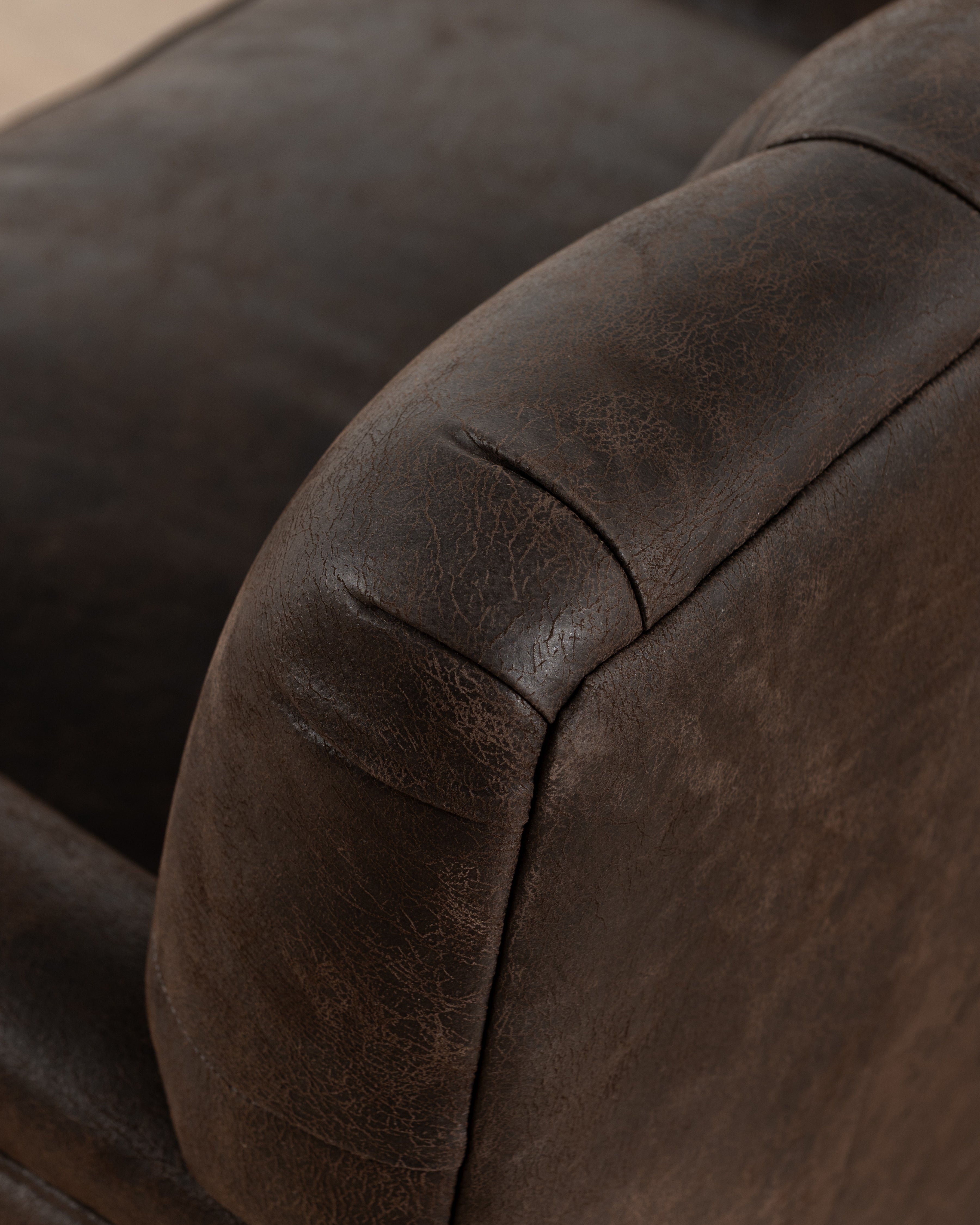 Limited Edition Noble Leather Sofa | 3 Seater