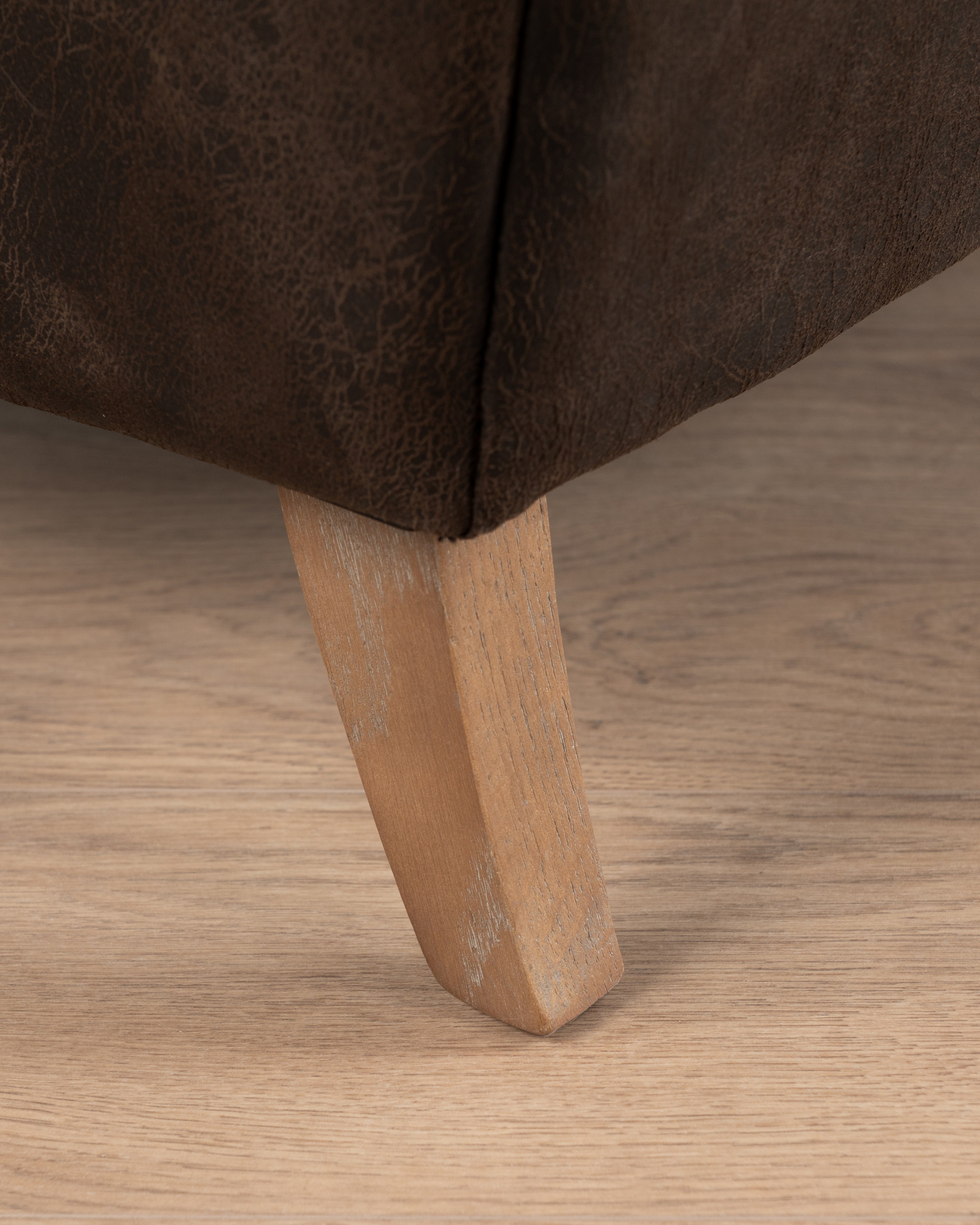 Limited Edition Noble Leather Sofa | 3 Seater