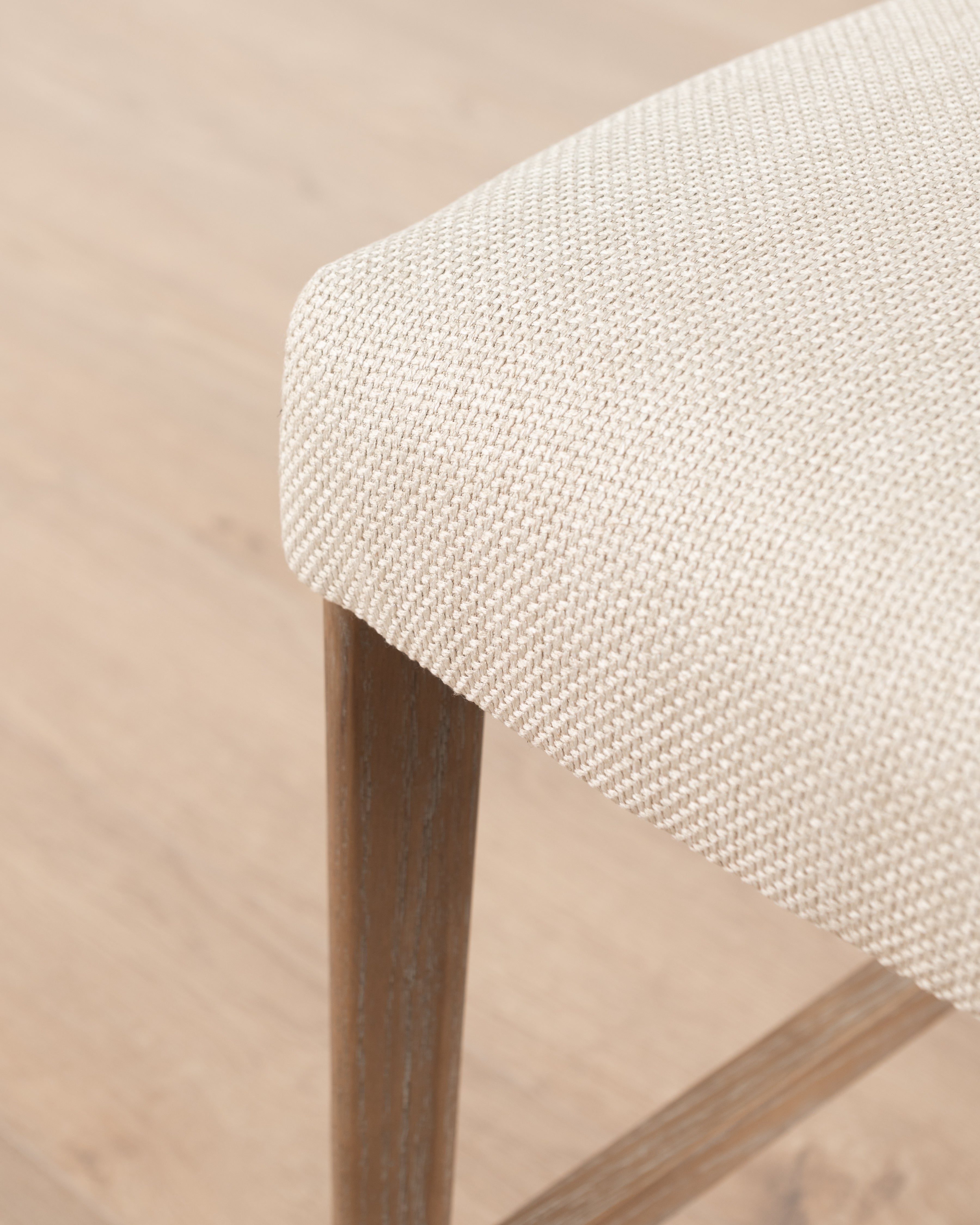 Zanzi Counter Chair
