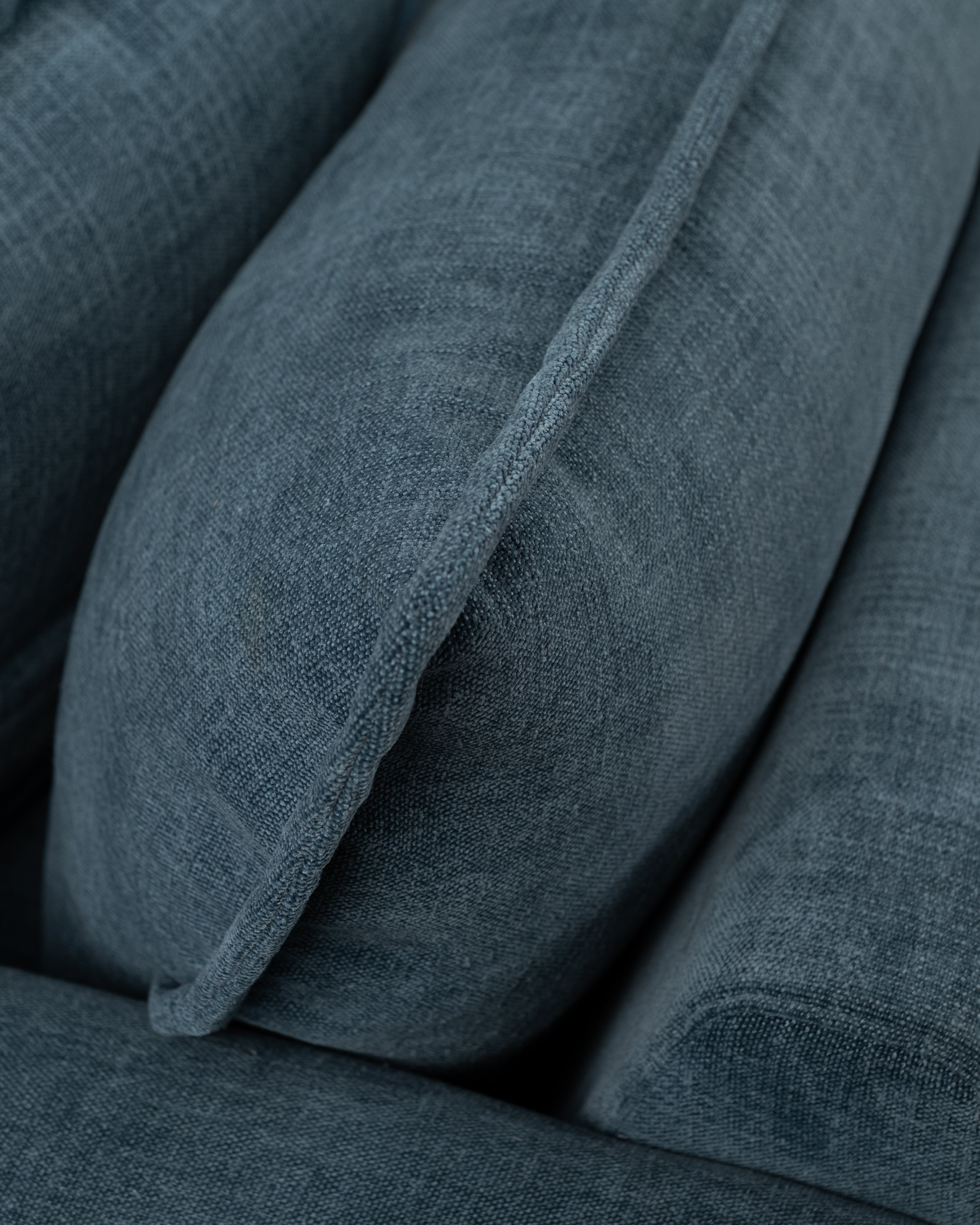 Maya 2.5 seater Sofa | Blue