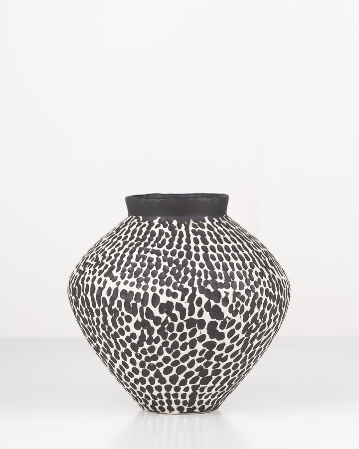 Ink & Ivory Vase | Small