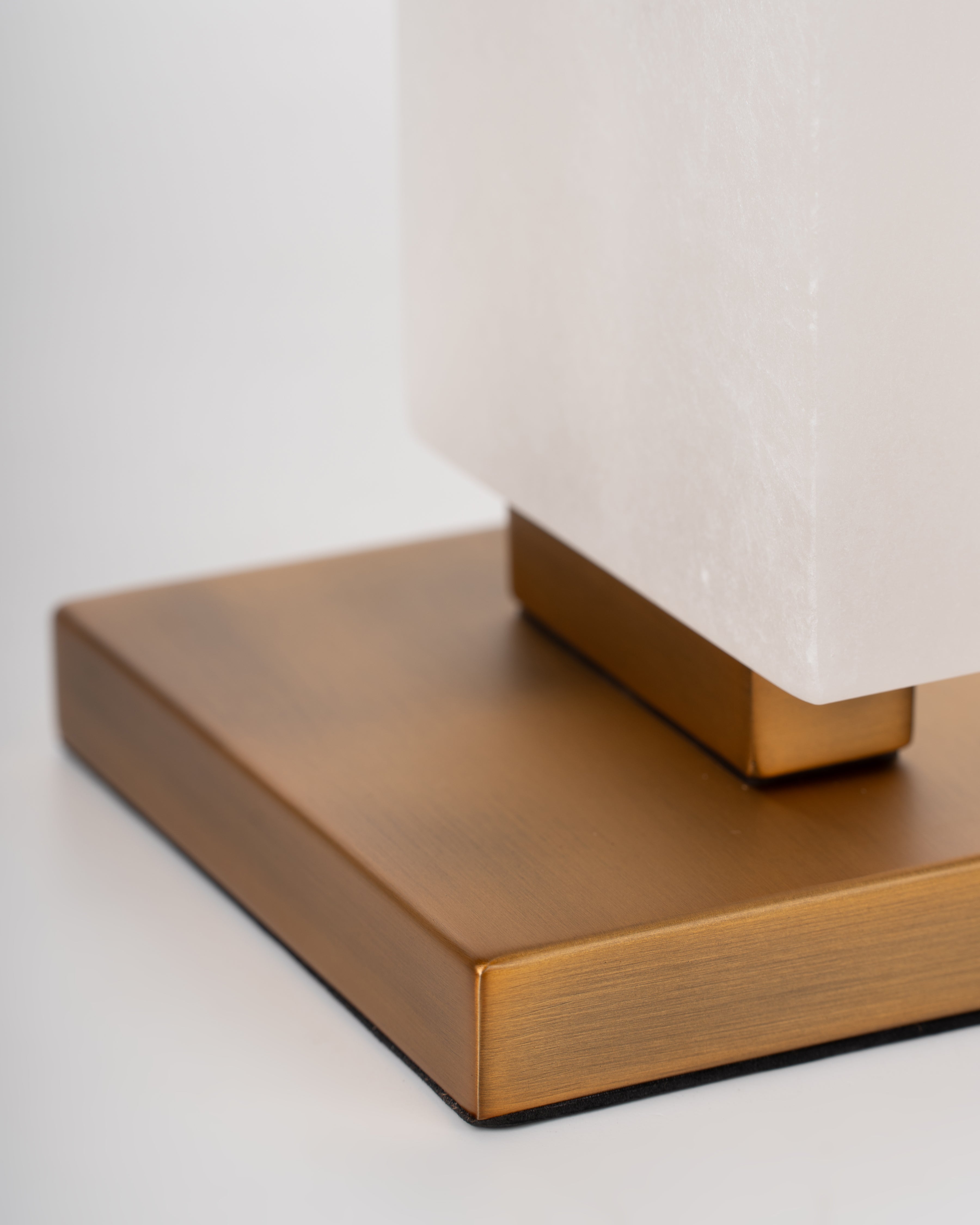 Stone Column Lamp