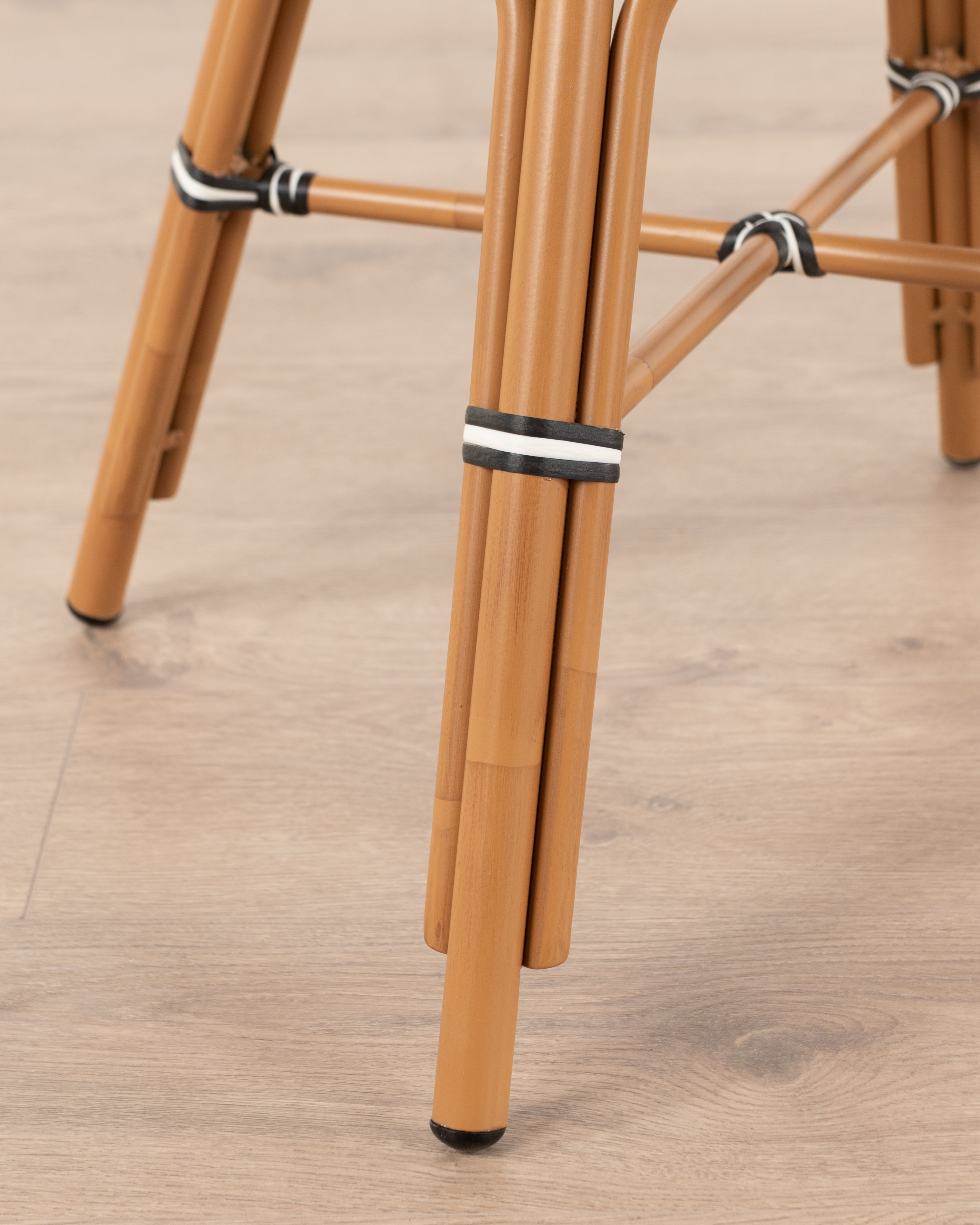 Brioche Bavans Cafe Table