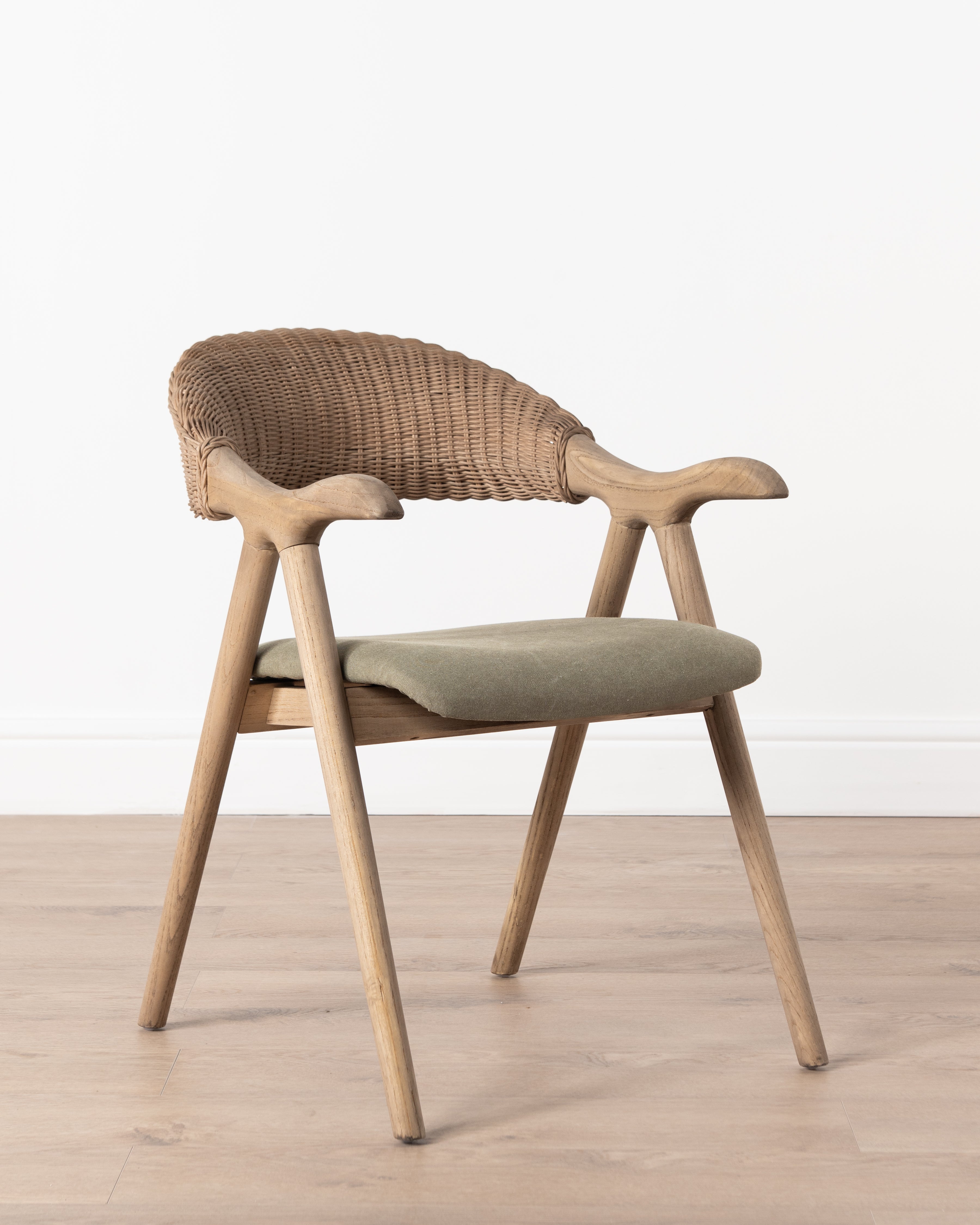 Quiver Dining Chair