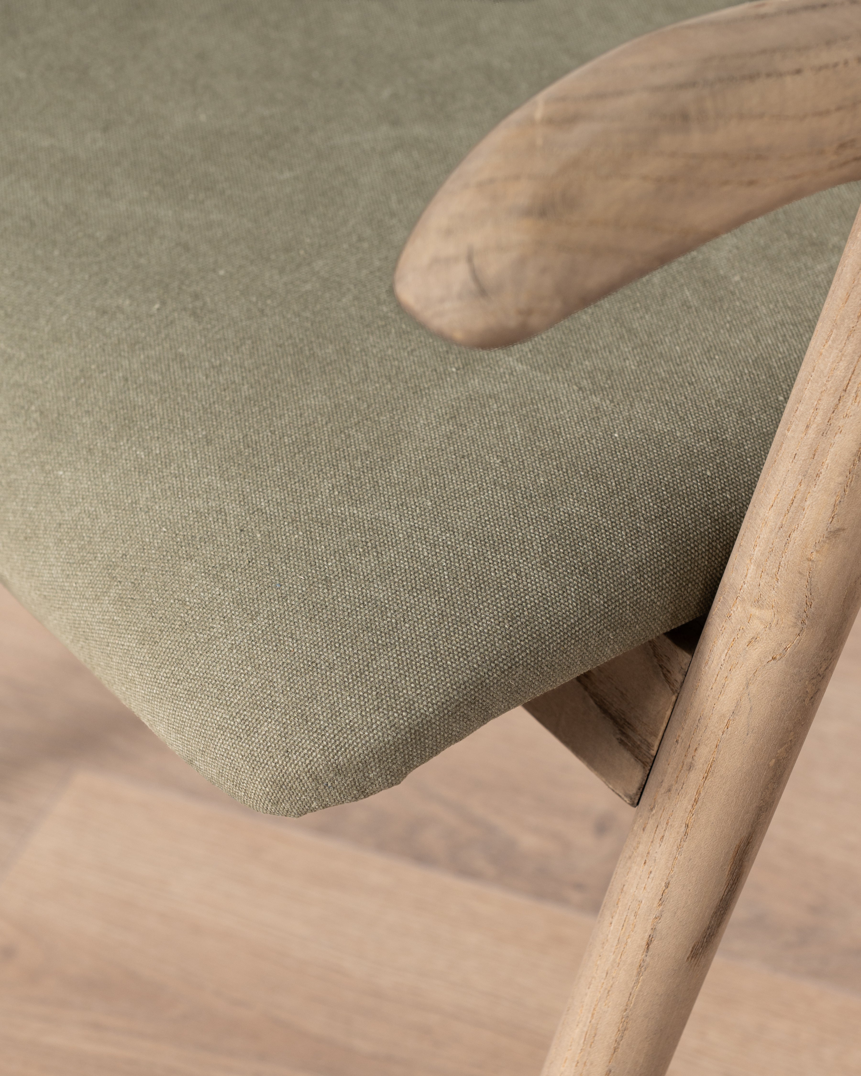 Quiver Dining Chair