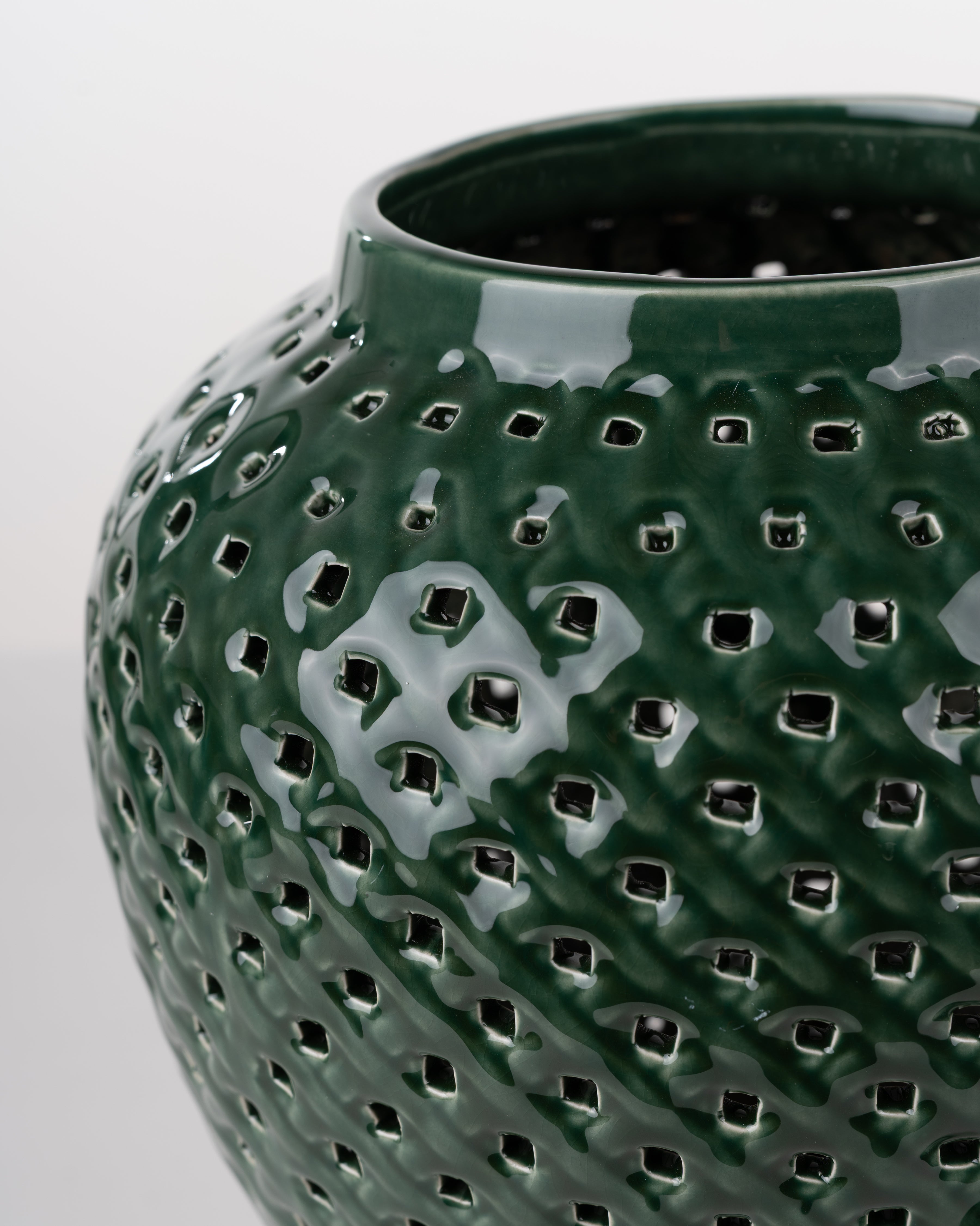 Evergreen Ceramic Ginger Jar