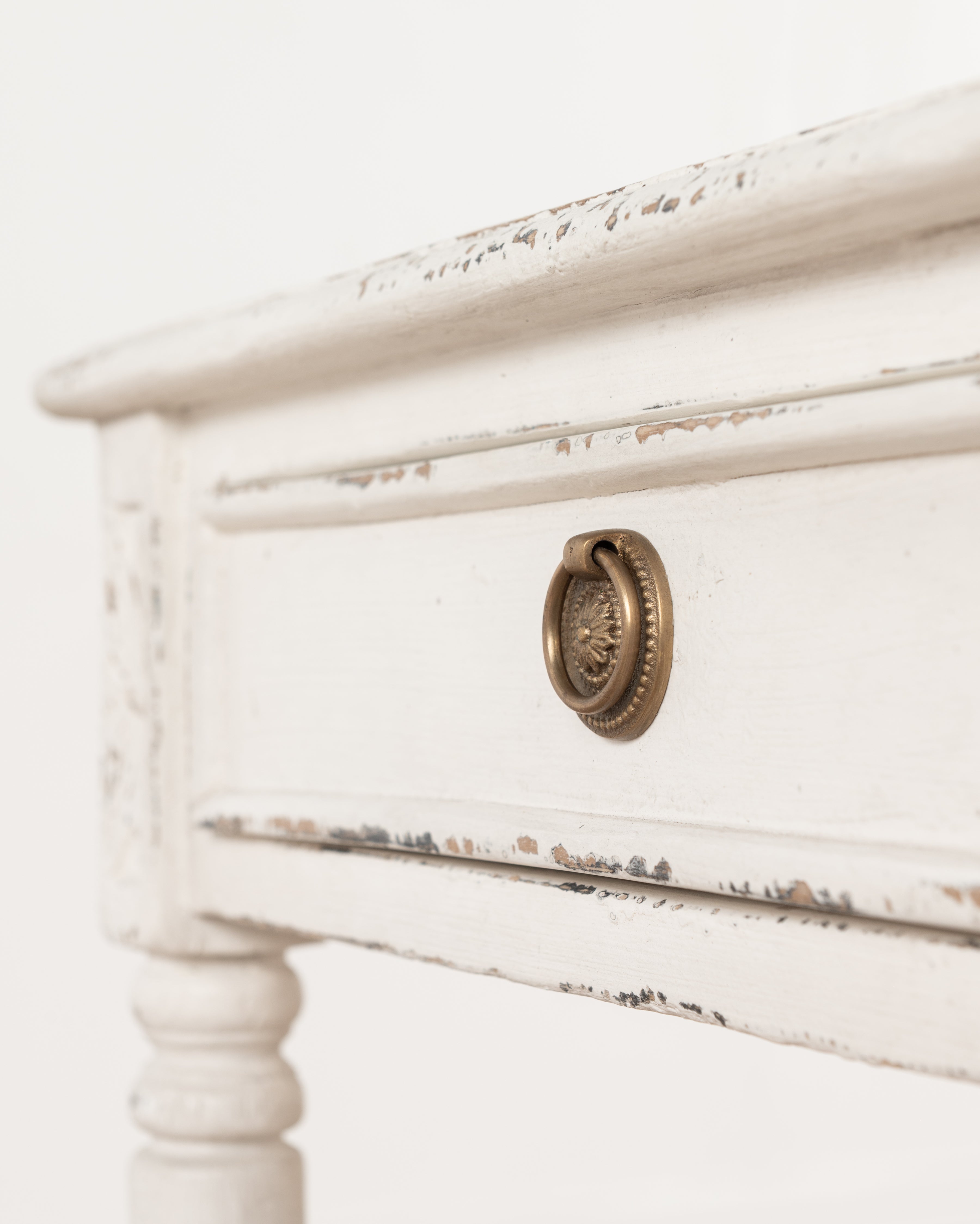 Marie Antoinette Bedside | White