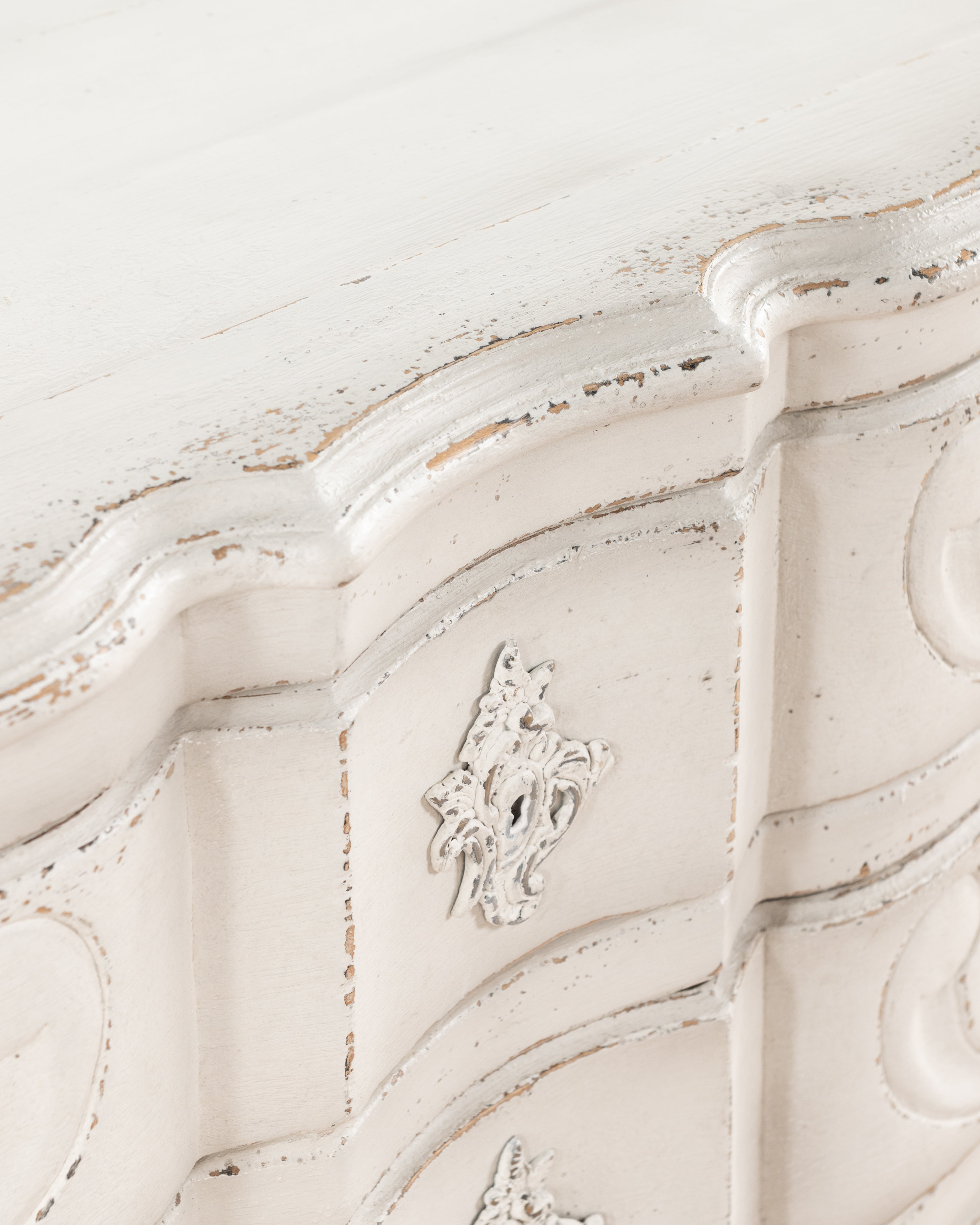 Guirlande Chest Of Drawers