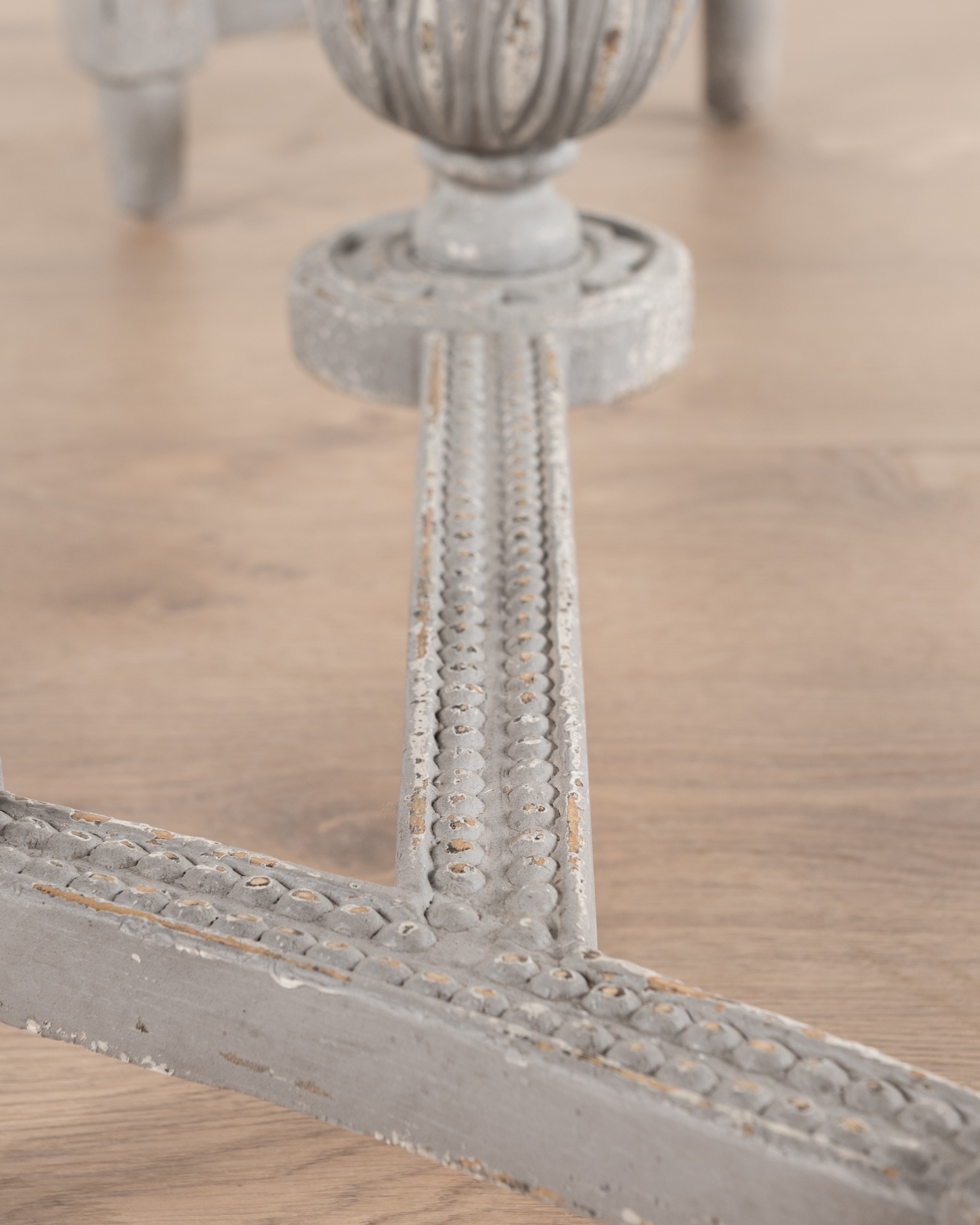TABLE ENTRANCE AMARILLA GRY