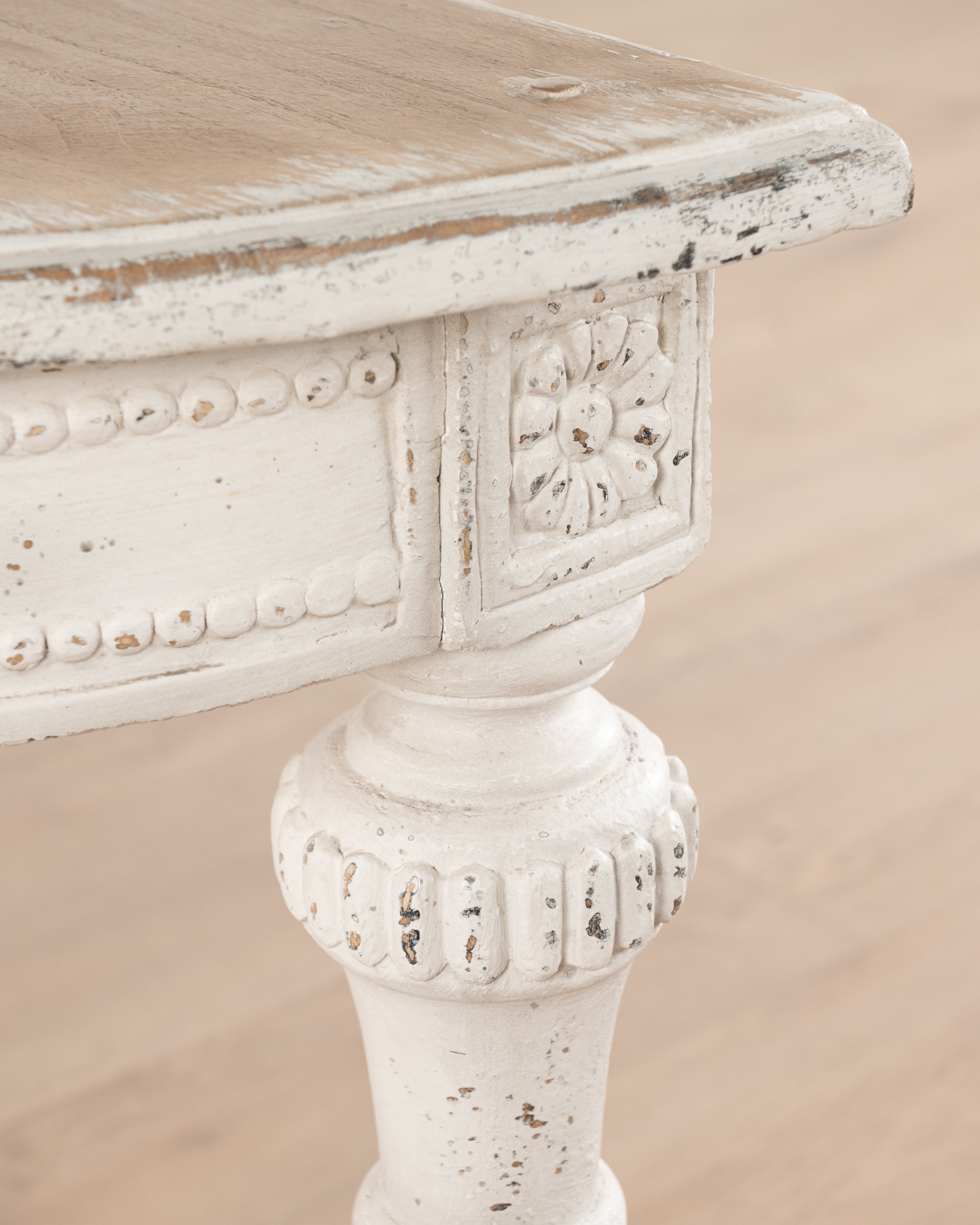 Amarilla Console Table | White