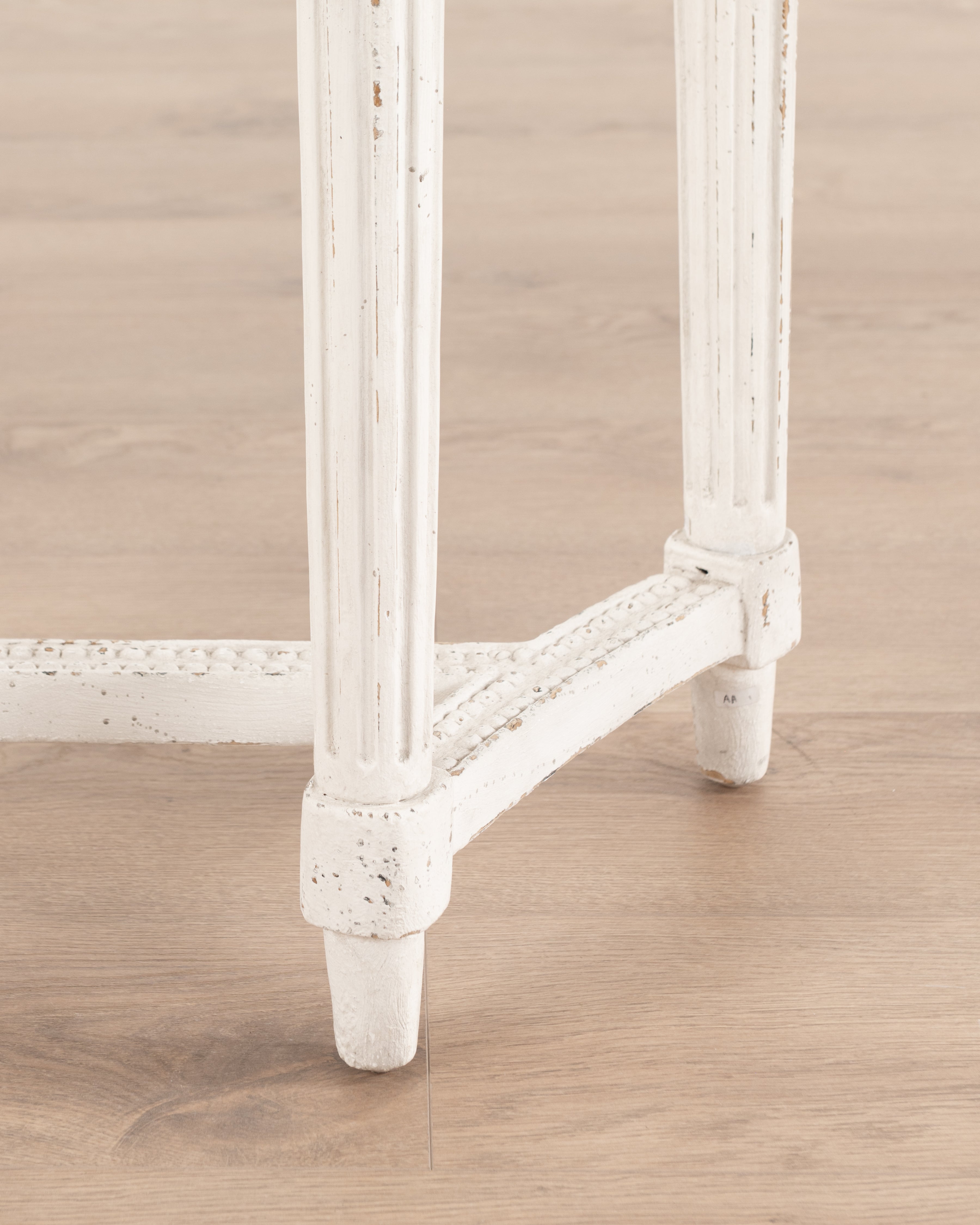 Amarilla Console Table | White