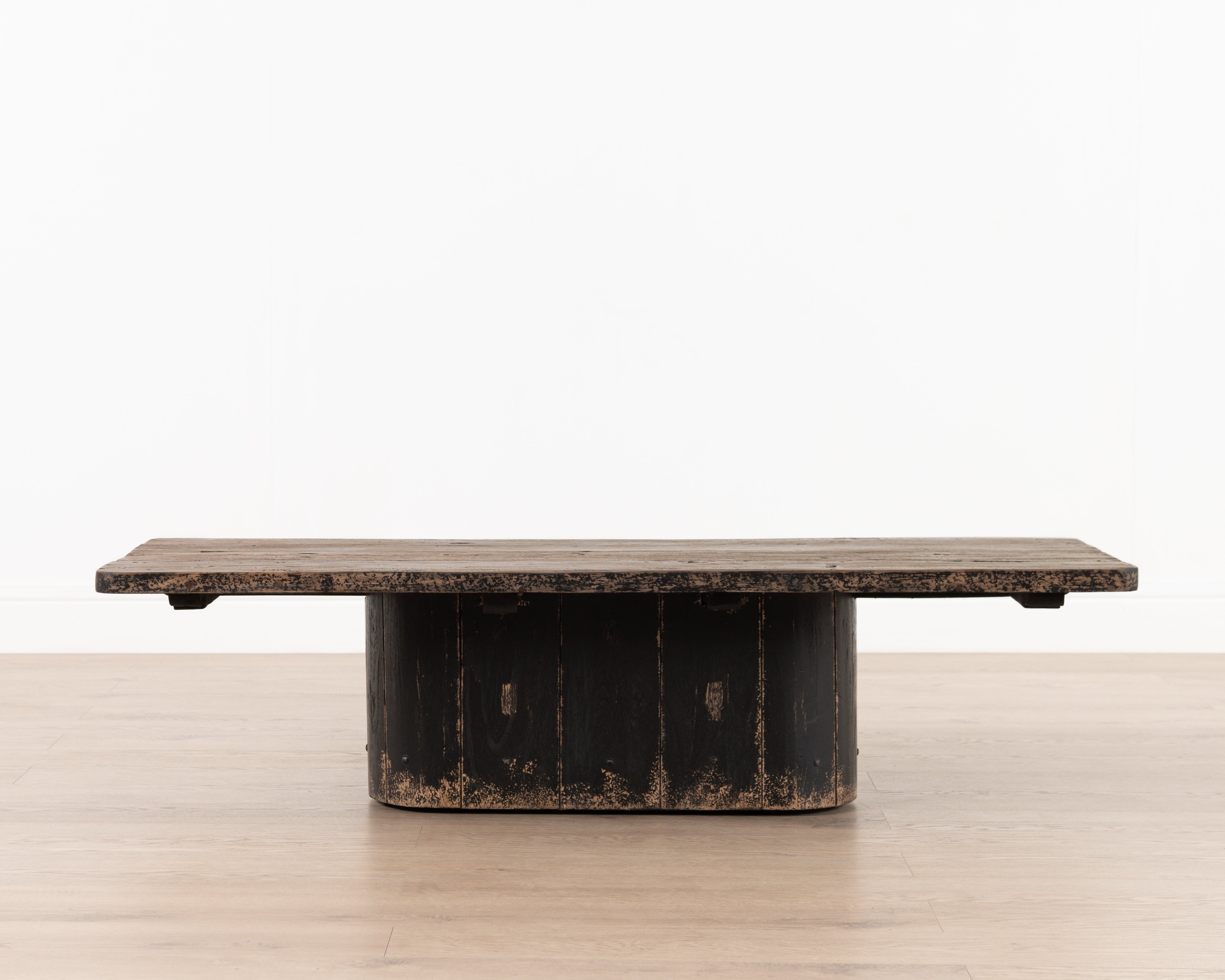 Beniget Coffee table