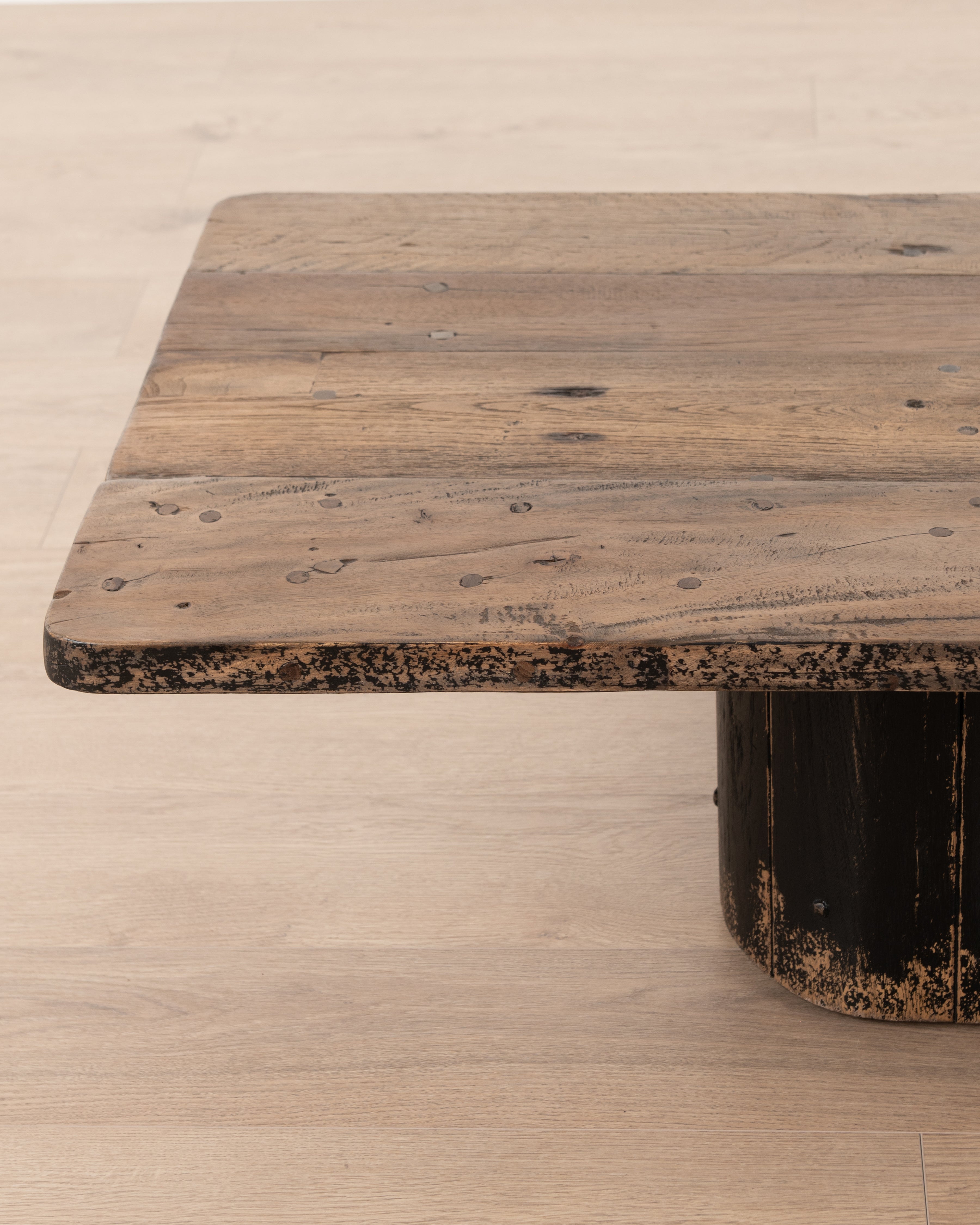 Beniget Coffee table