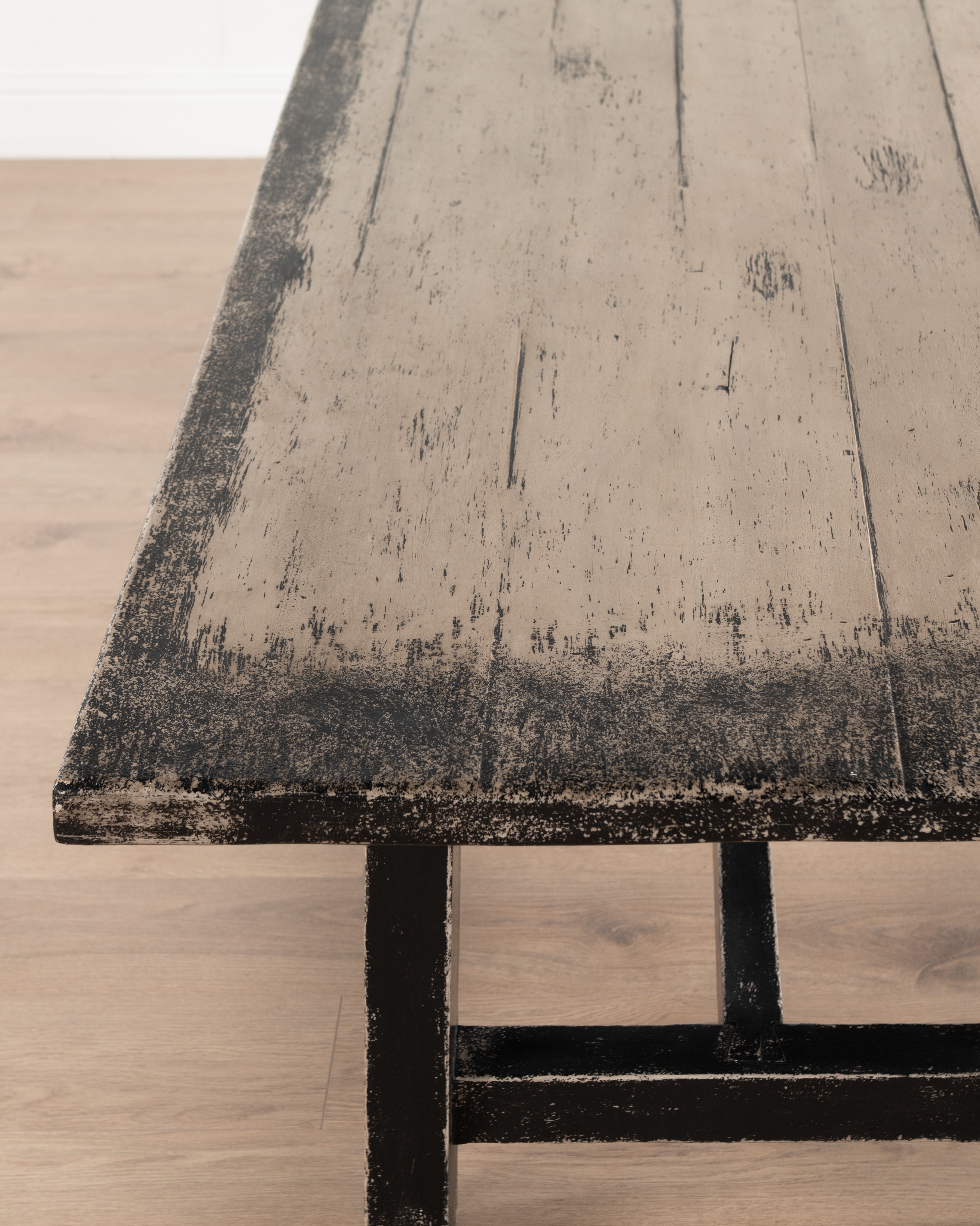 Sopan 6-Seater Dining Table