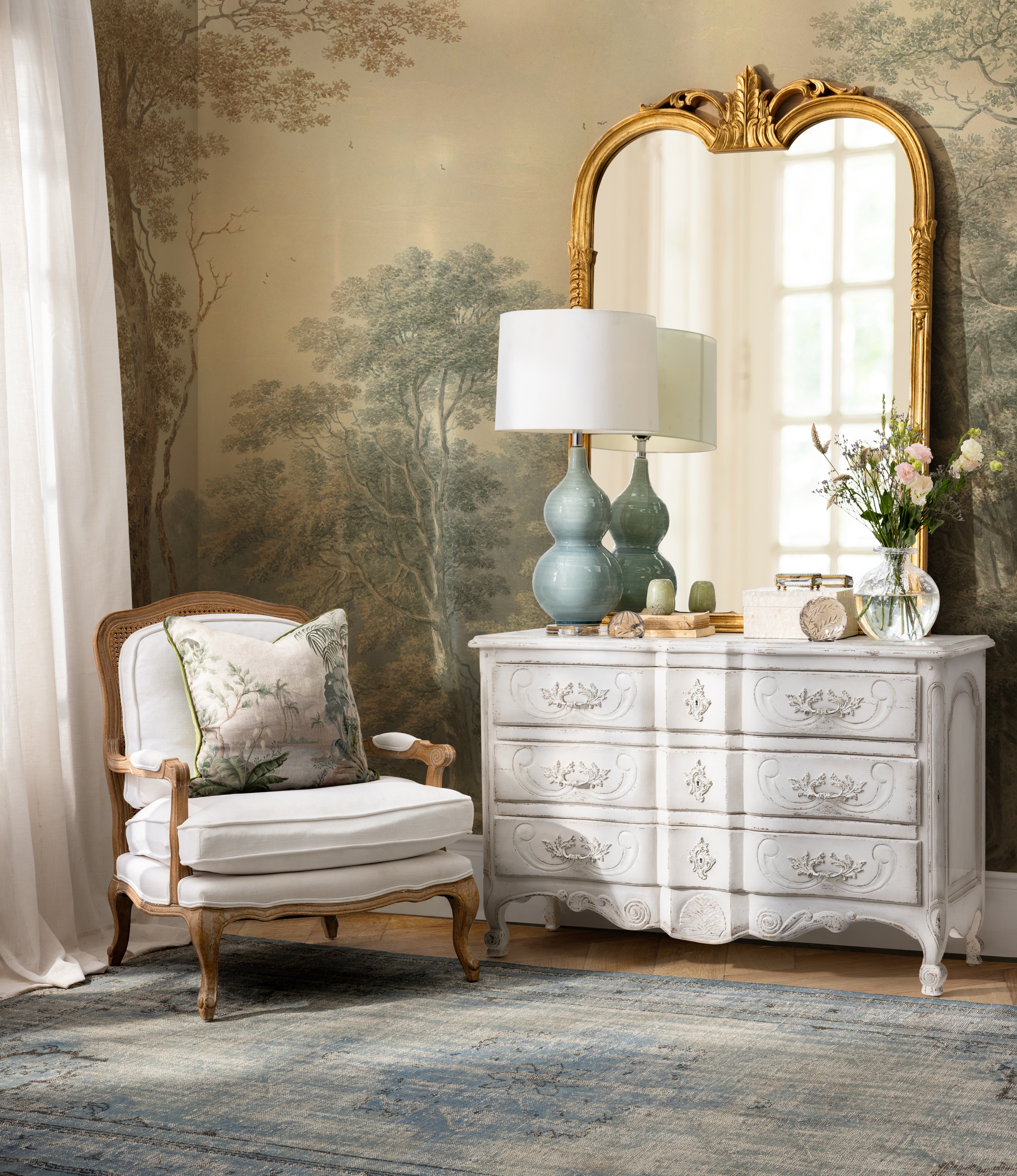 Guirlande Chest Of Drawers