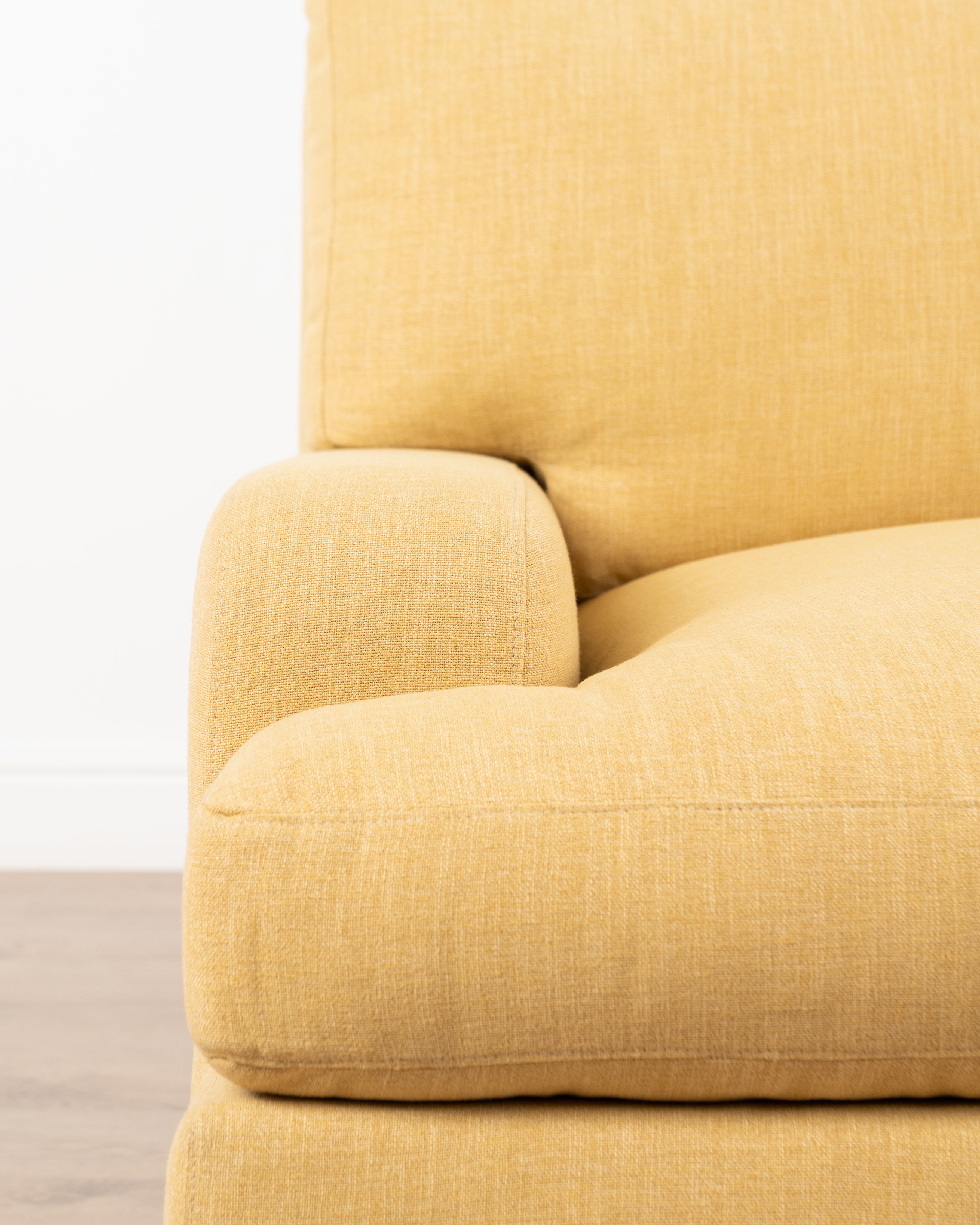 Bramwell 3.5-Seater Sofa | Gold