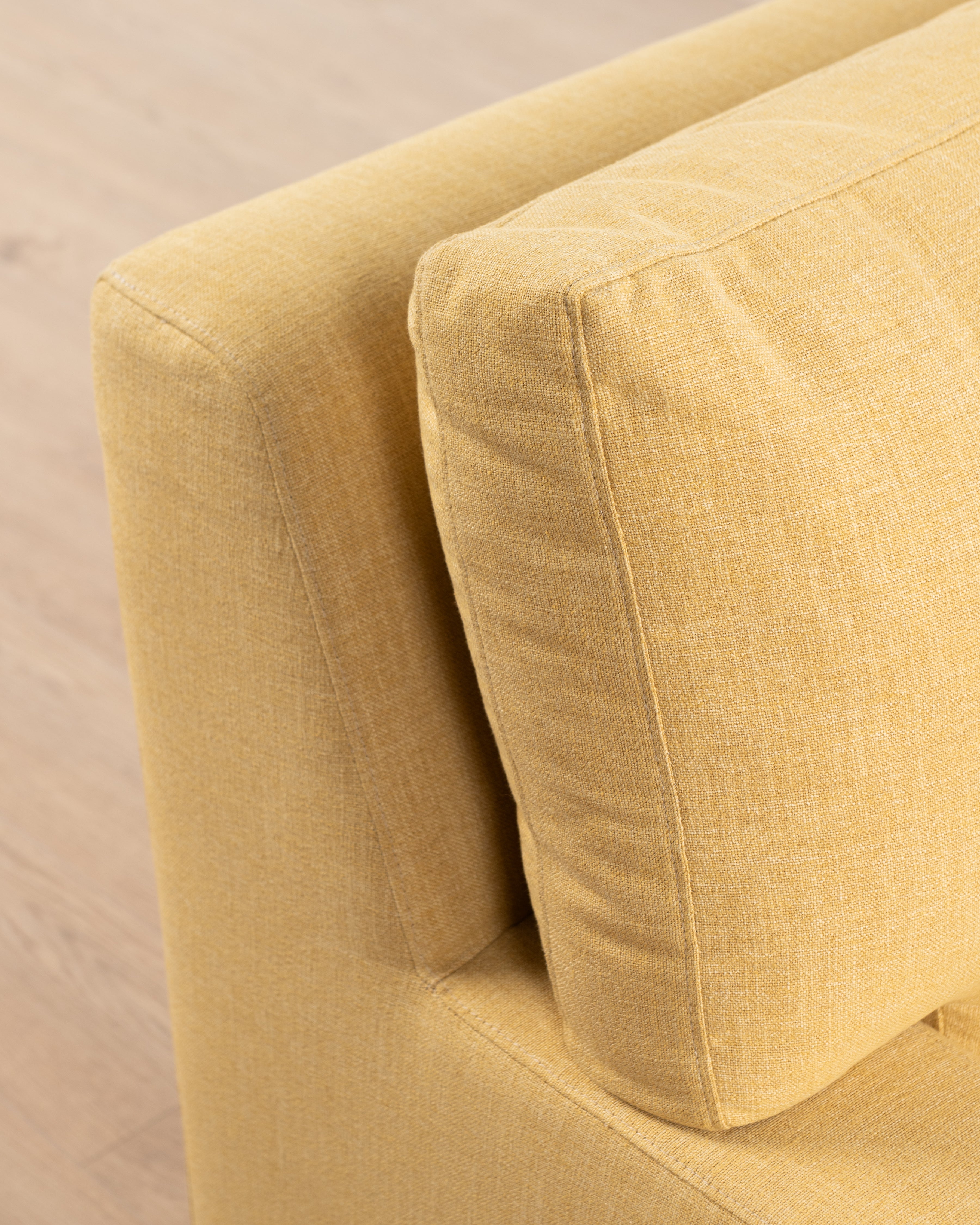 Bramwell 3.5-Seater Sofa | Gold