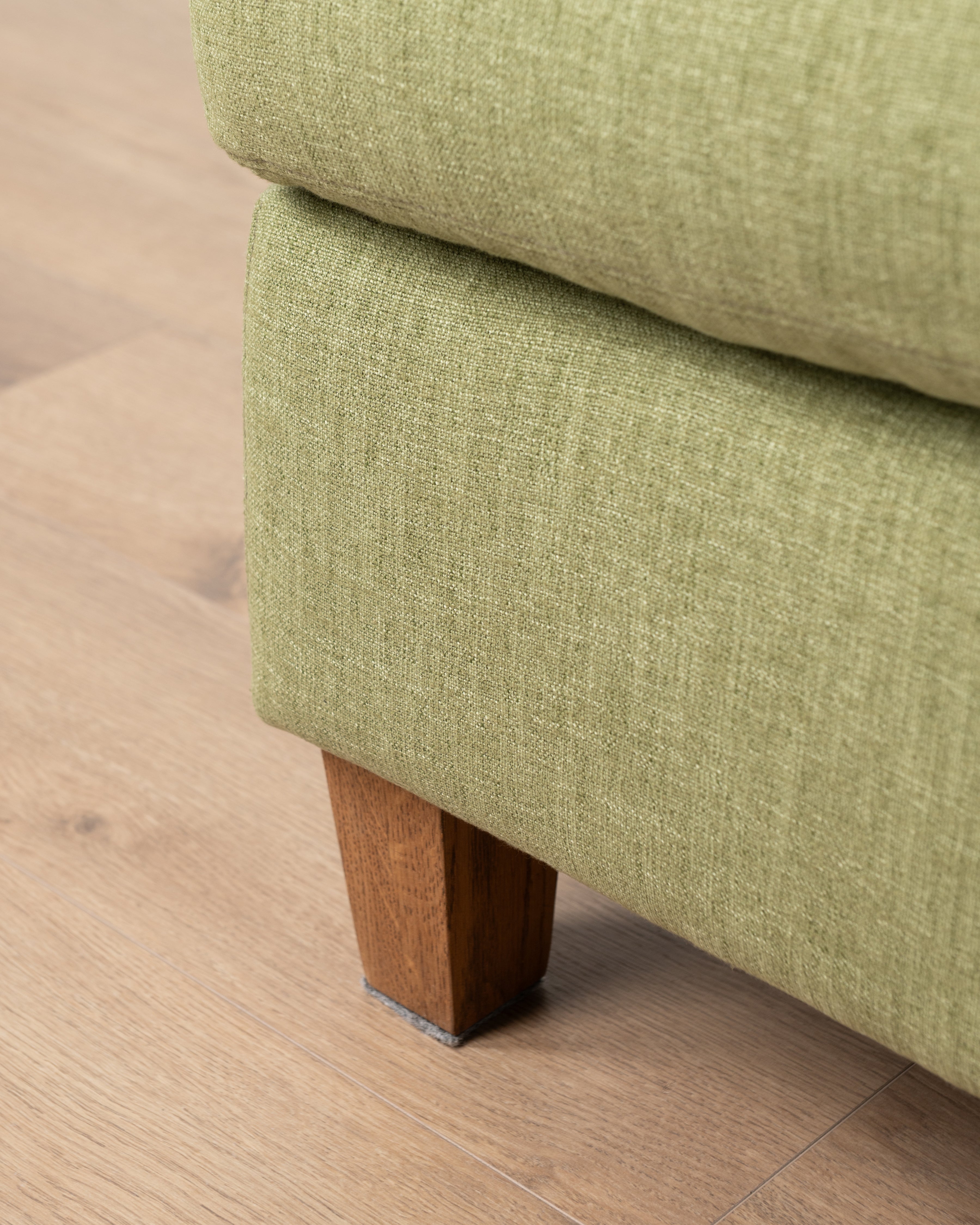 Bramwell 3.5-Seater Sofa | Palm