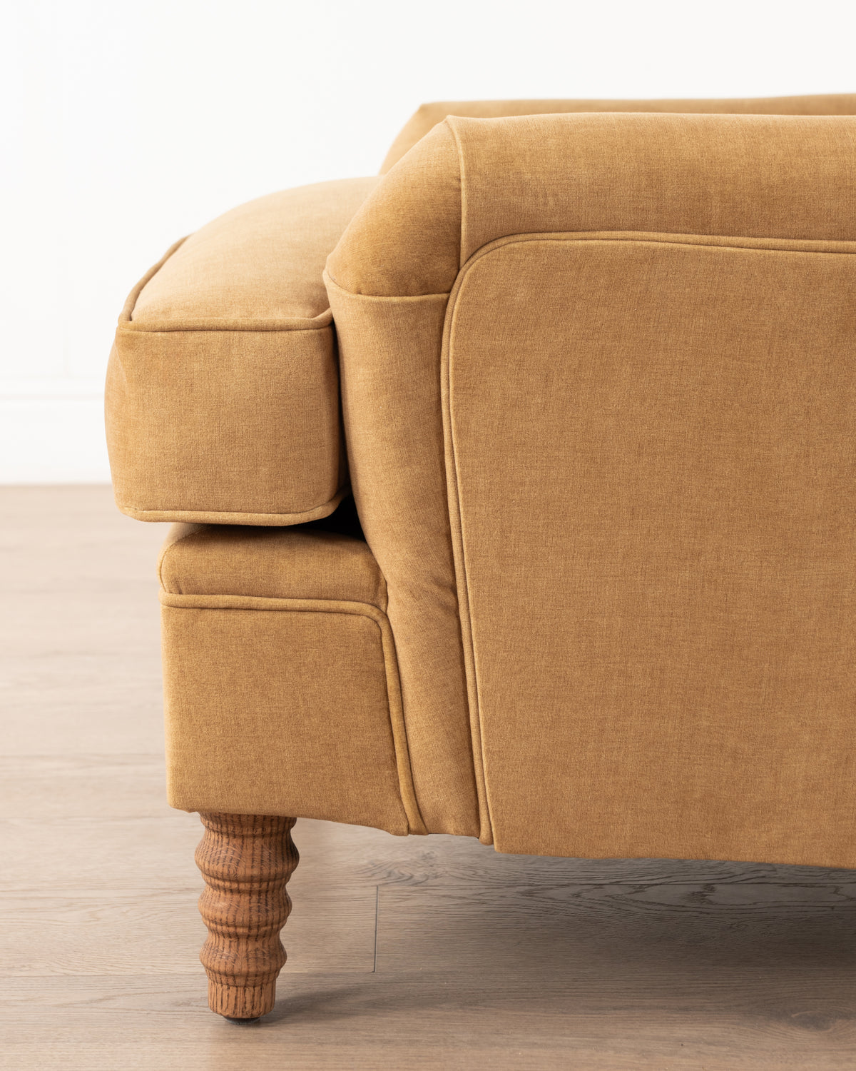 Chelsea Chair | Amber