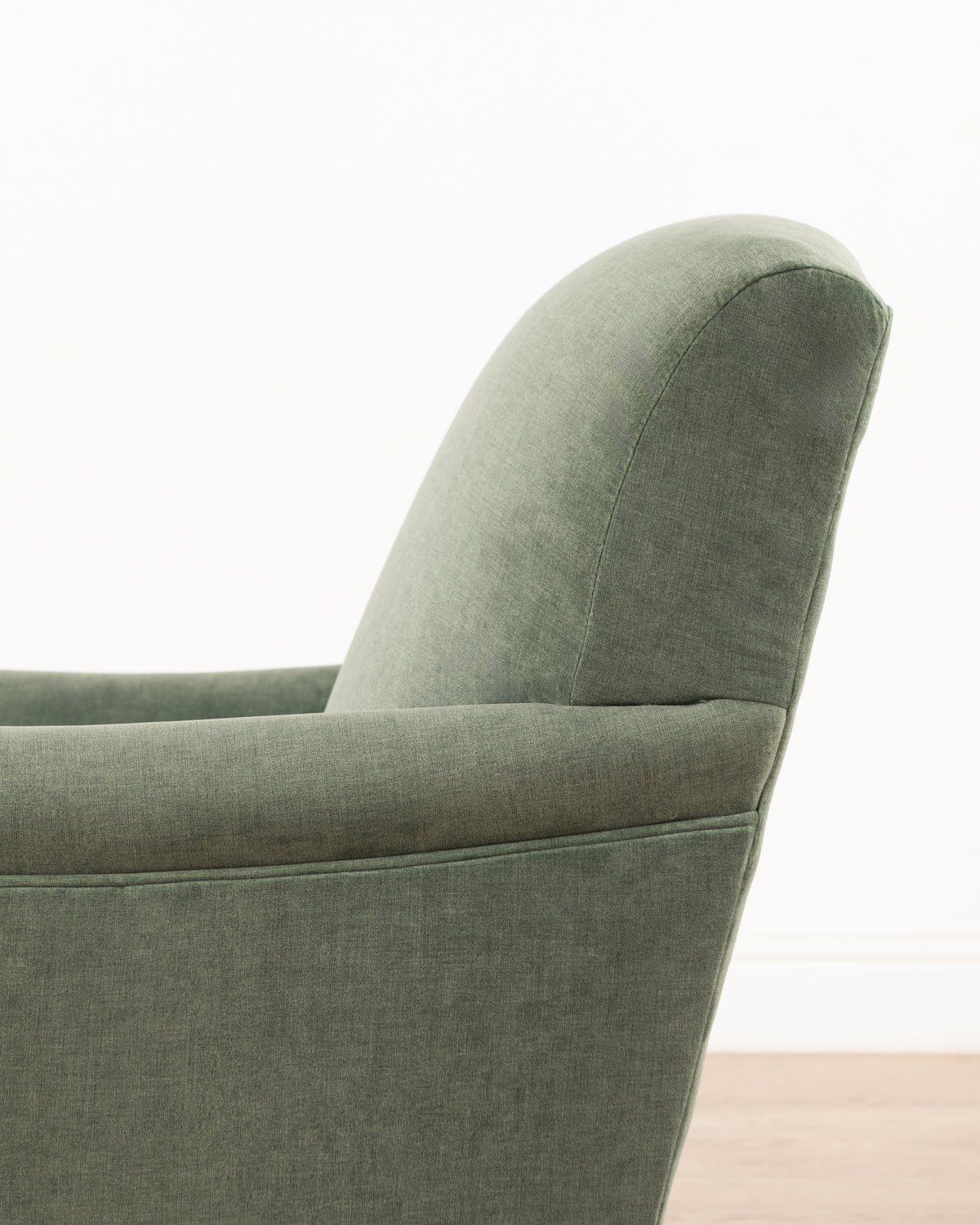 Chelsea Chair | Bottle