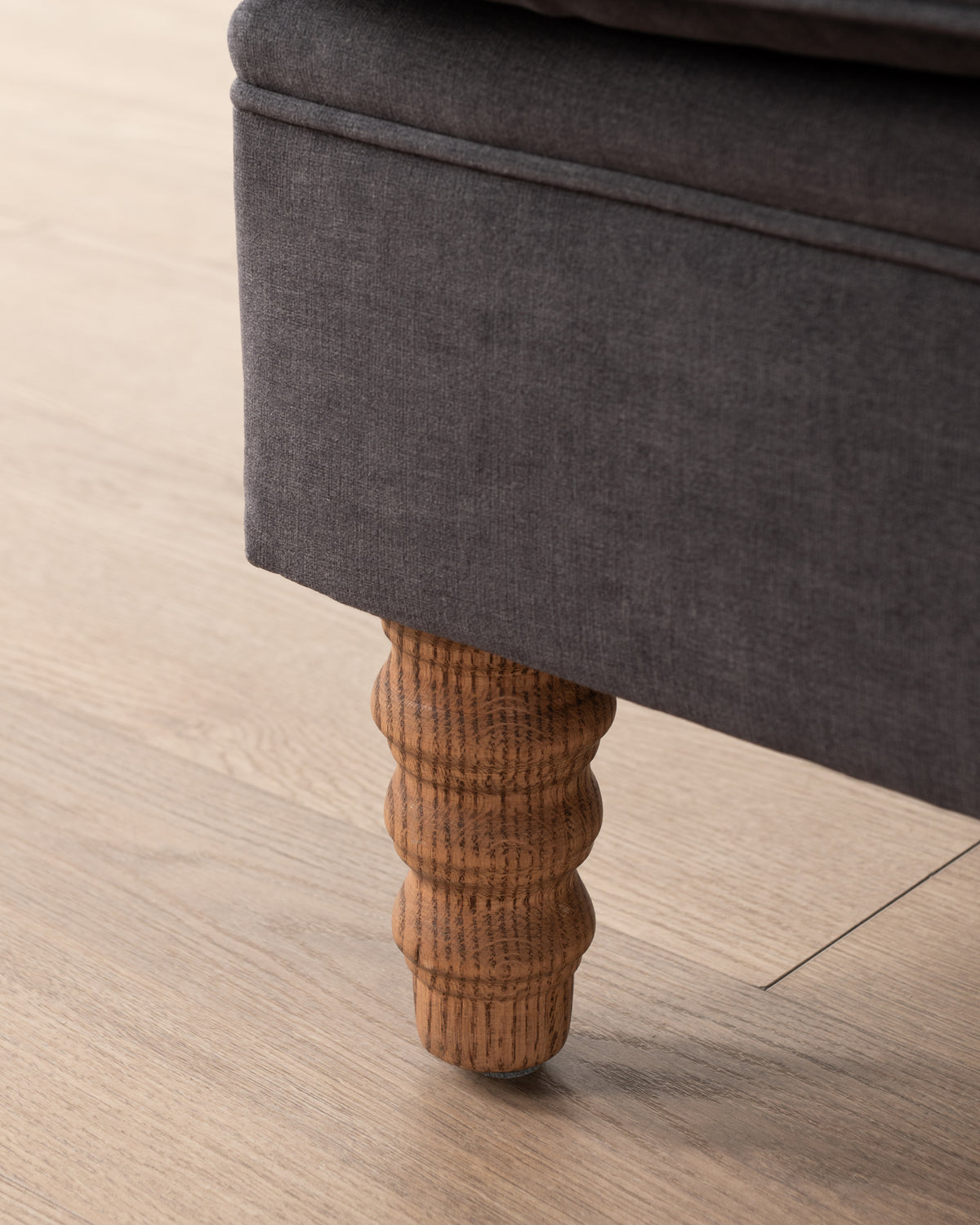 Chelsea Chair | Charcoal