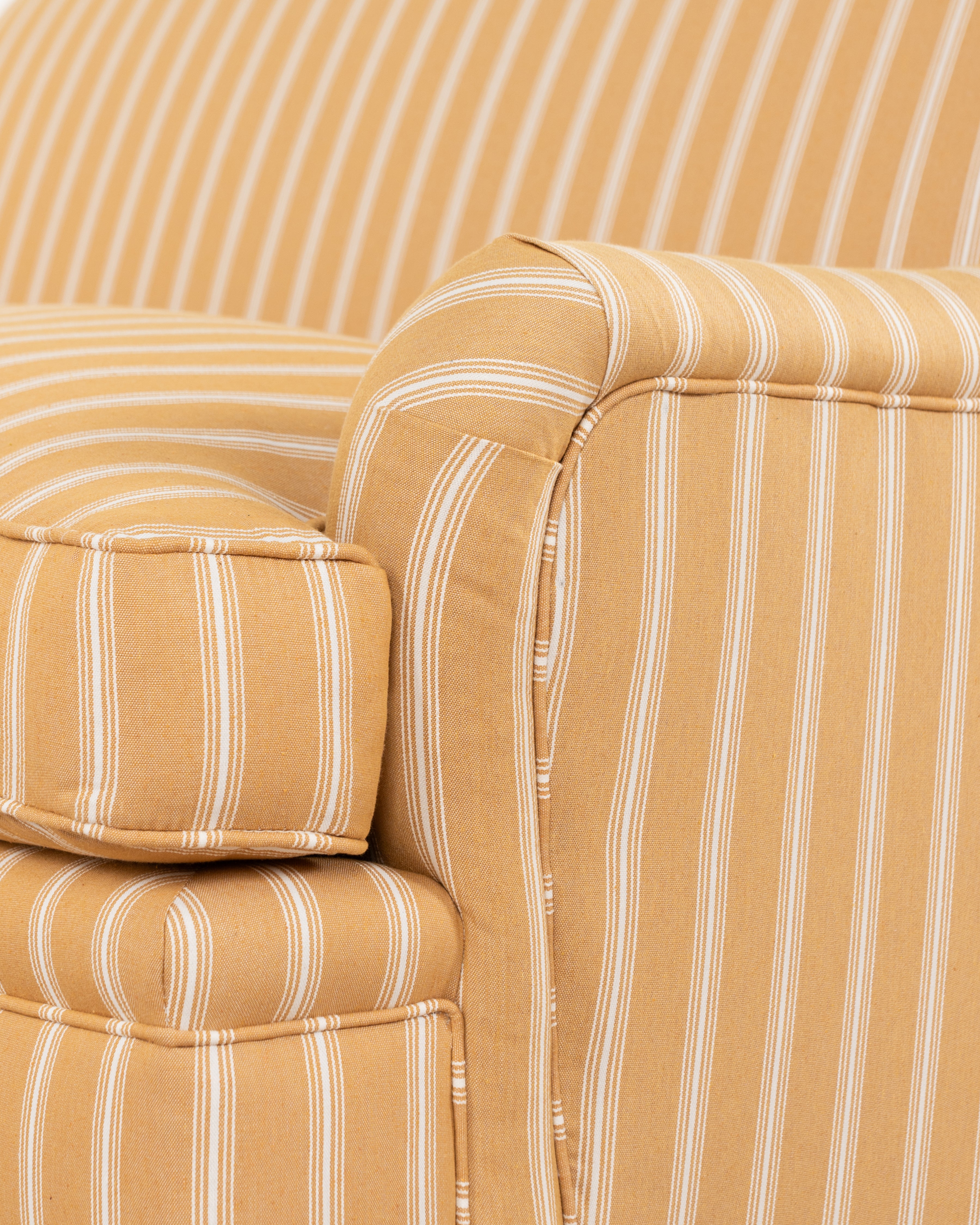 Chelsea 2-seater Sofa | Lifeline Limonata