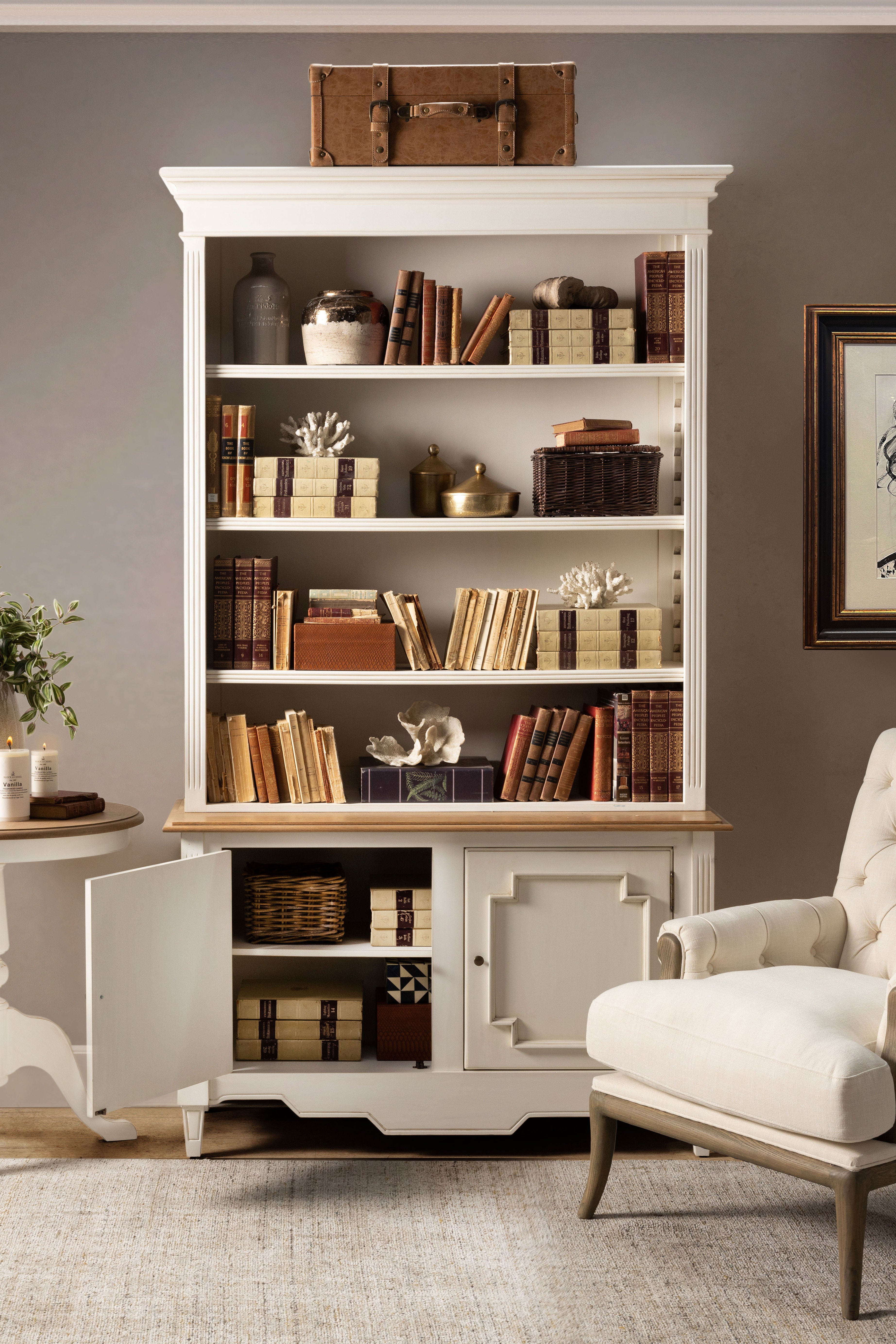 Bordeaux Bookshelf