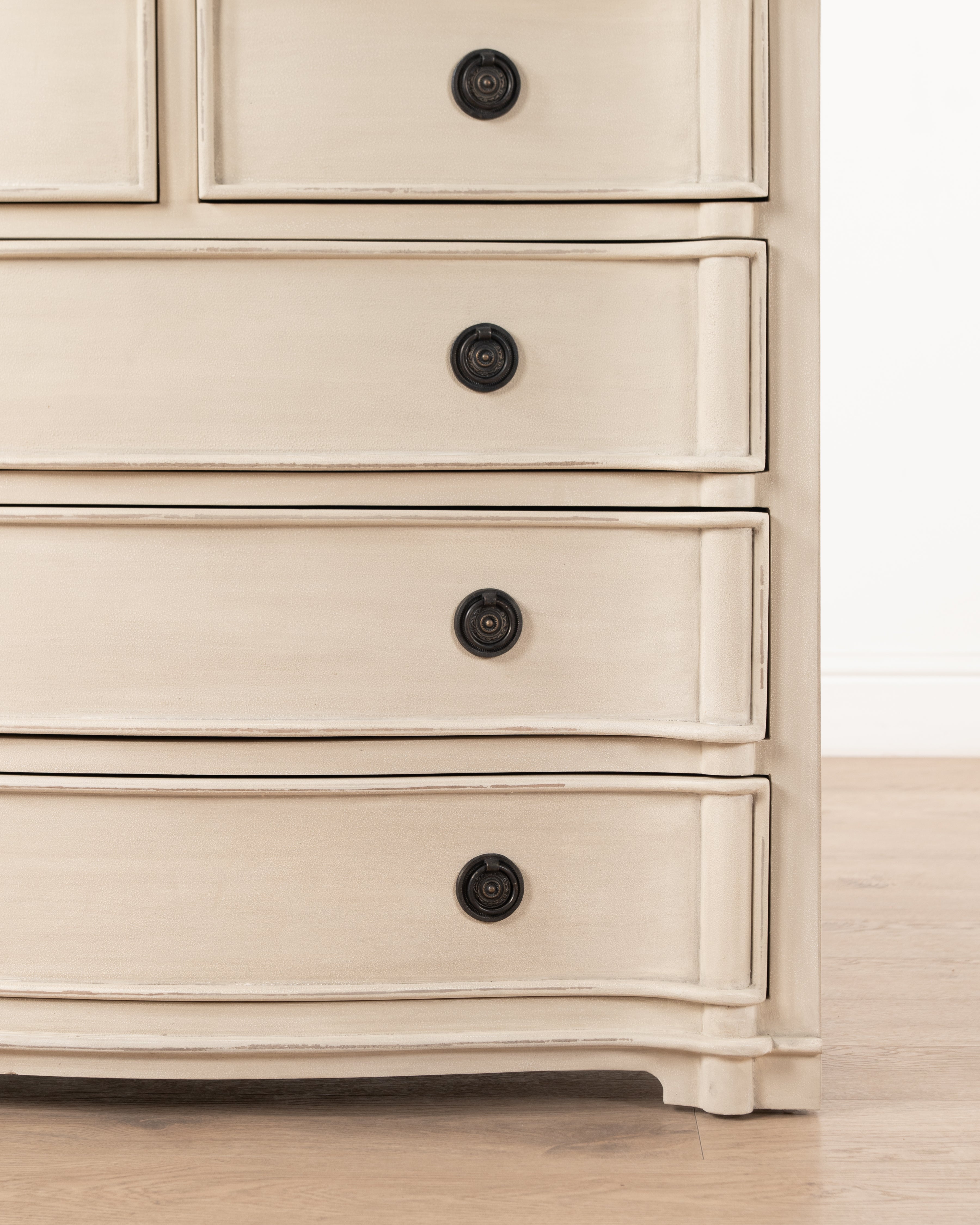 Napoleon Chest | White