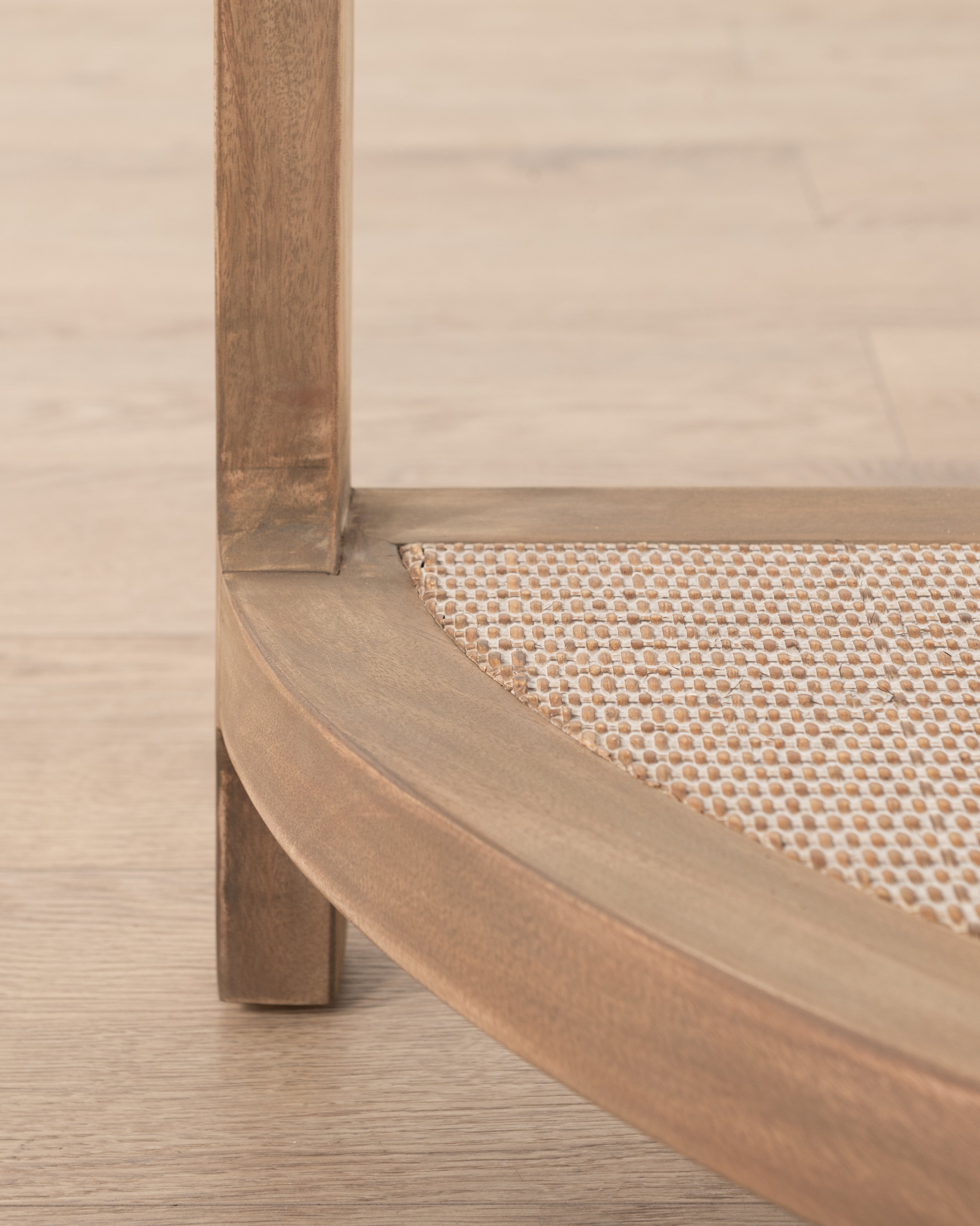 Lucca Halfmoon Console