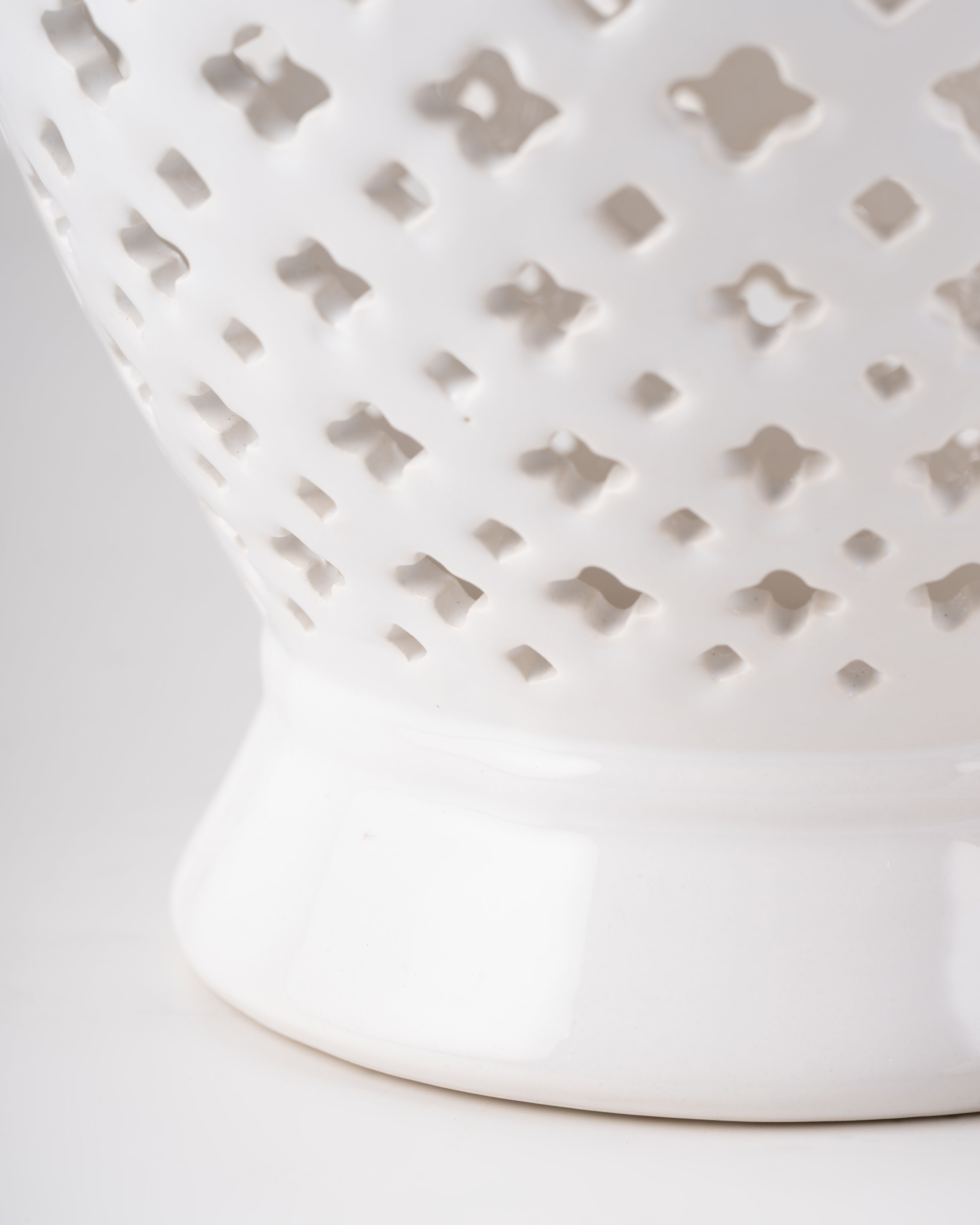 Lotus Ivory Trellis Ginger Jar