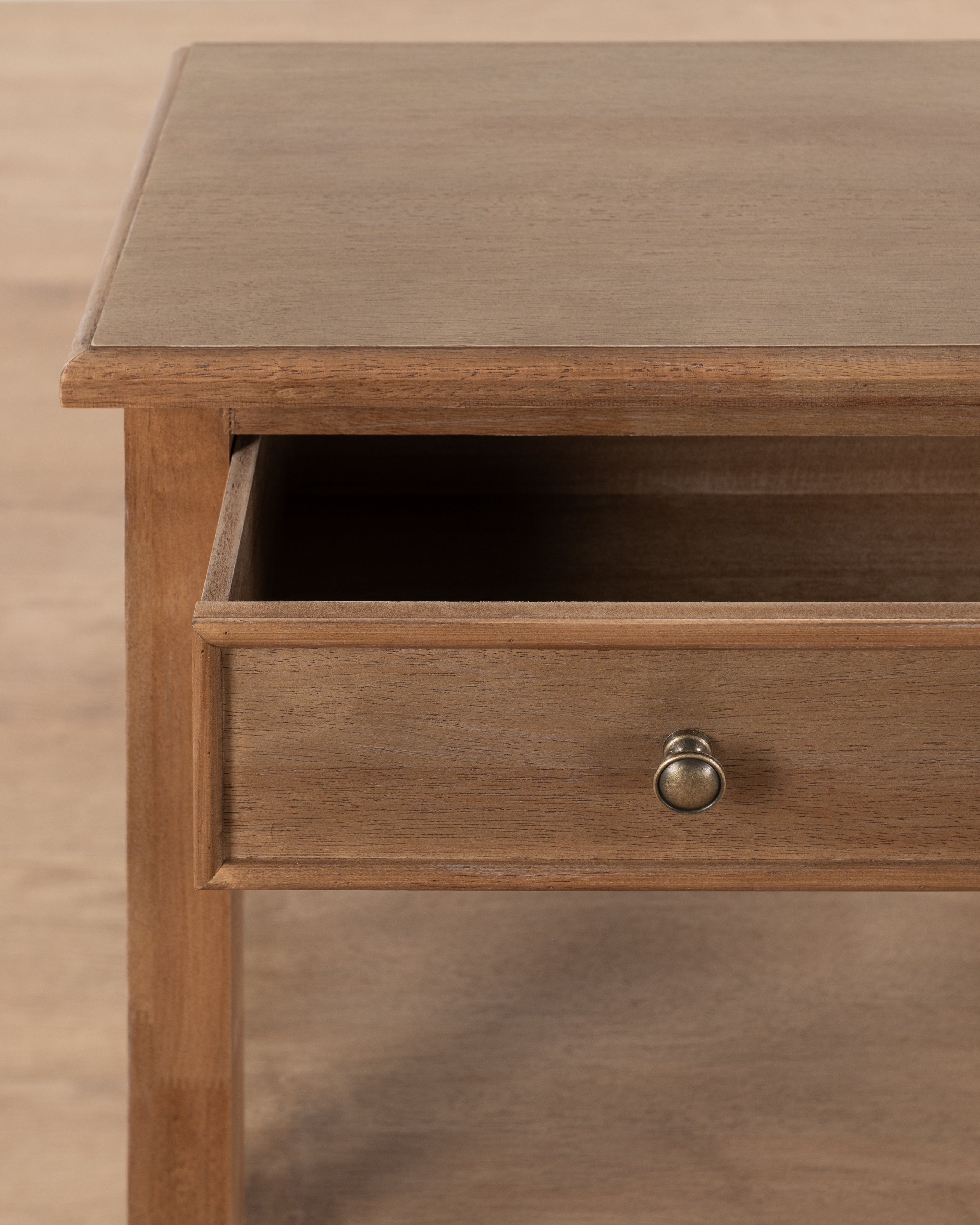 Karusa Bedside Table | 1 Drawer