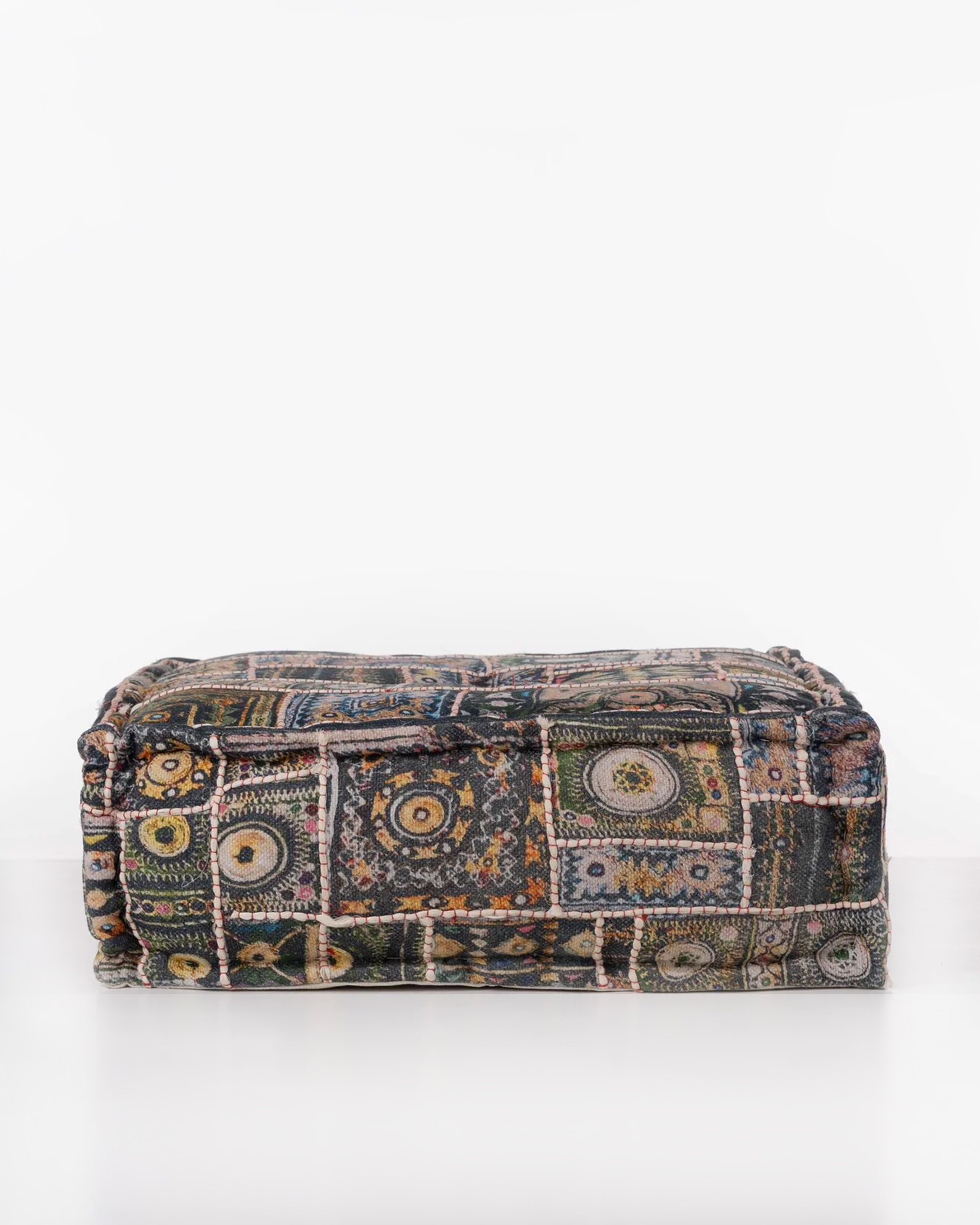 Naksha Kiara Pouffe