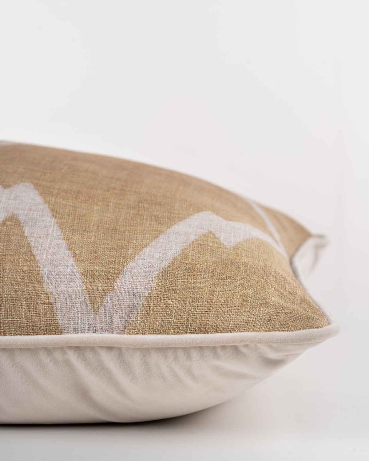 Diamond Wheat Cushion