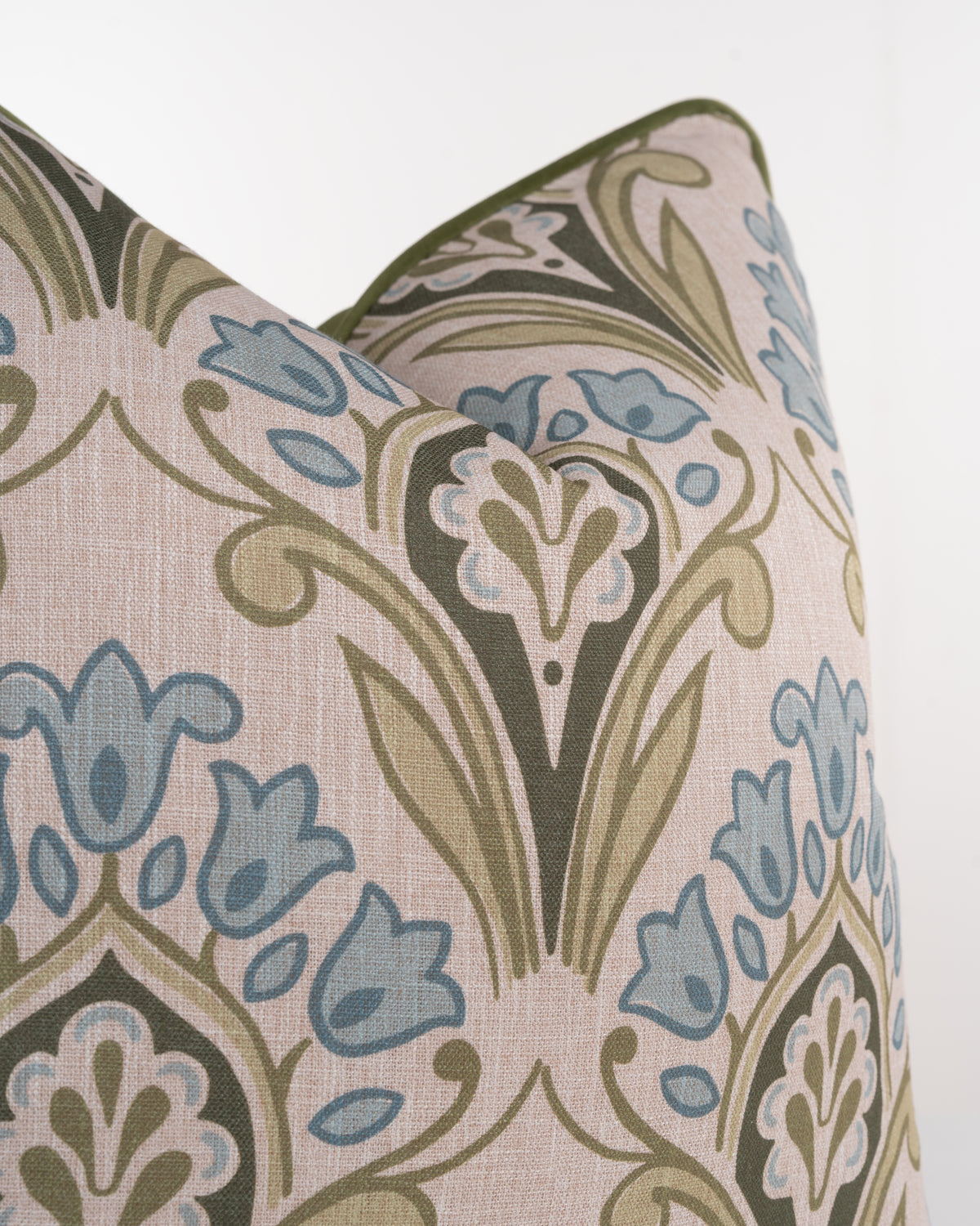 Tulip Cushion