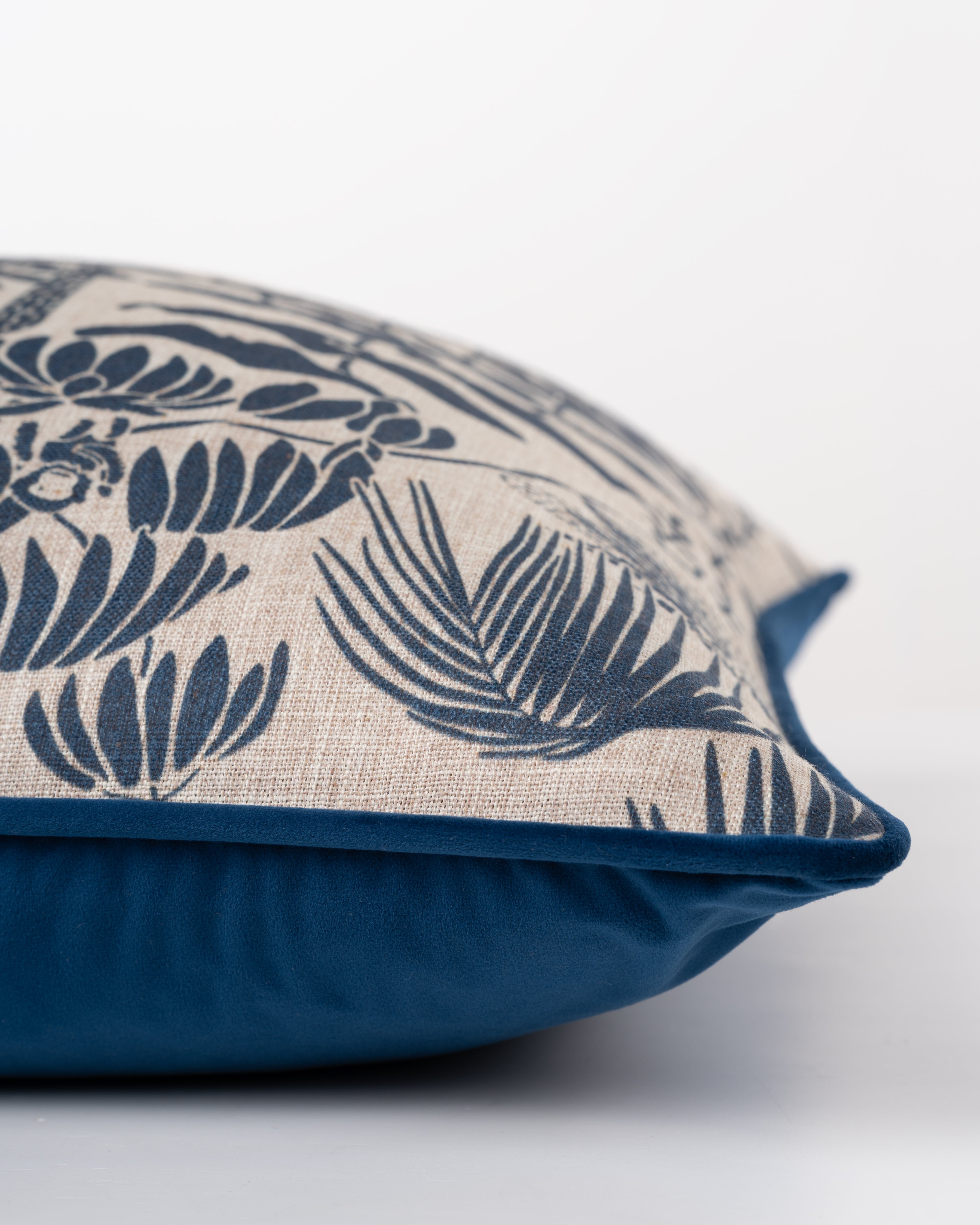 Jungle Cushion