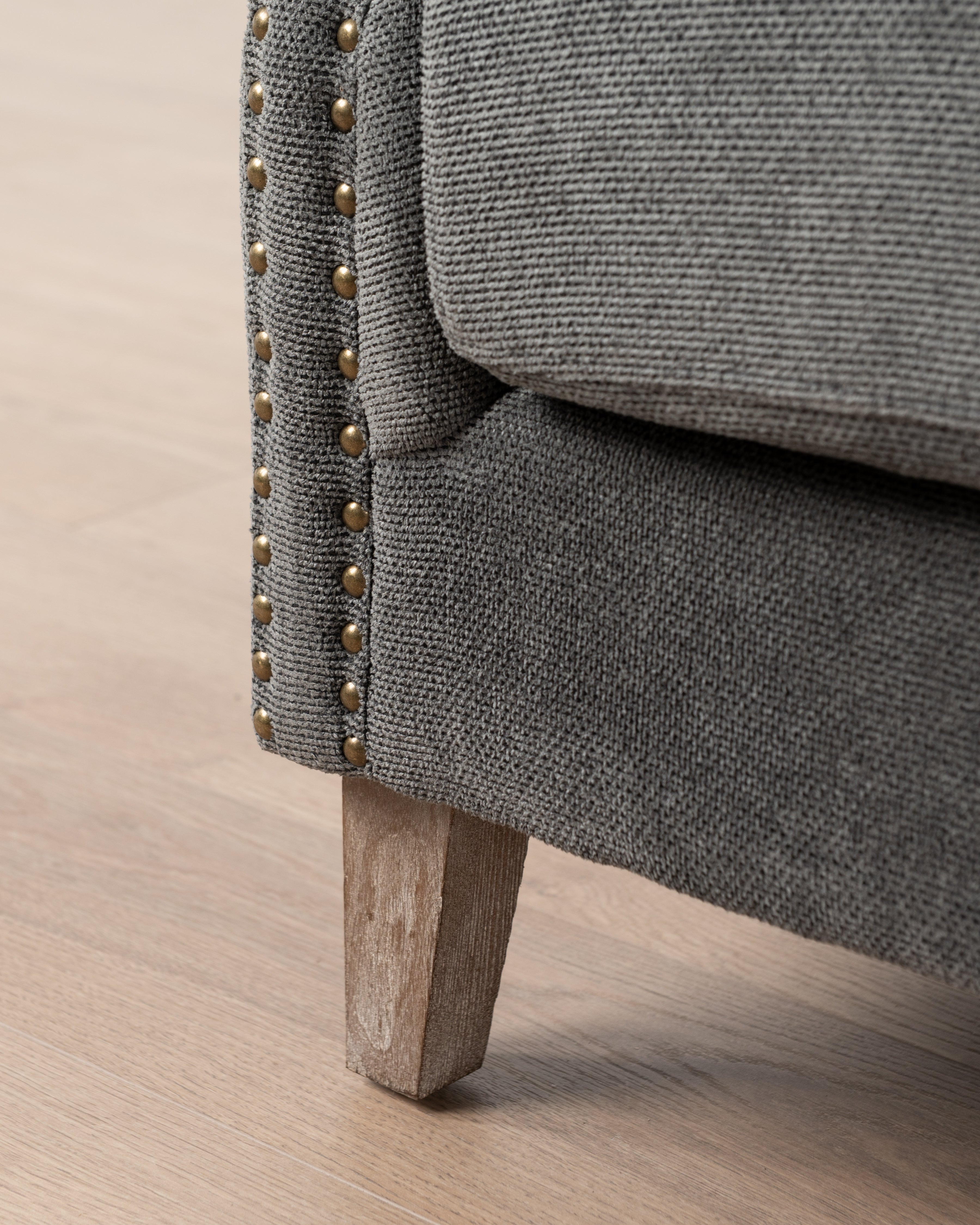 Lille Loveseat | Charcoal