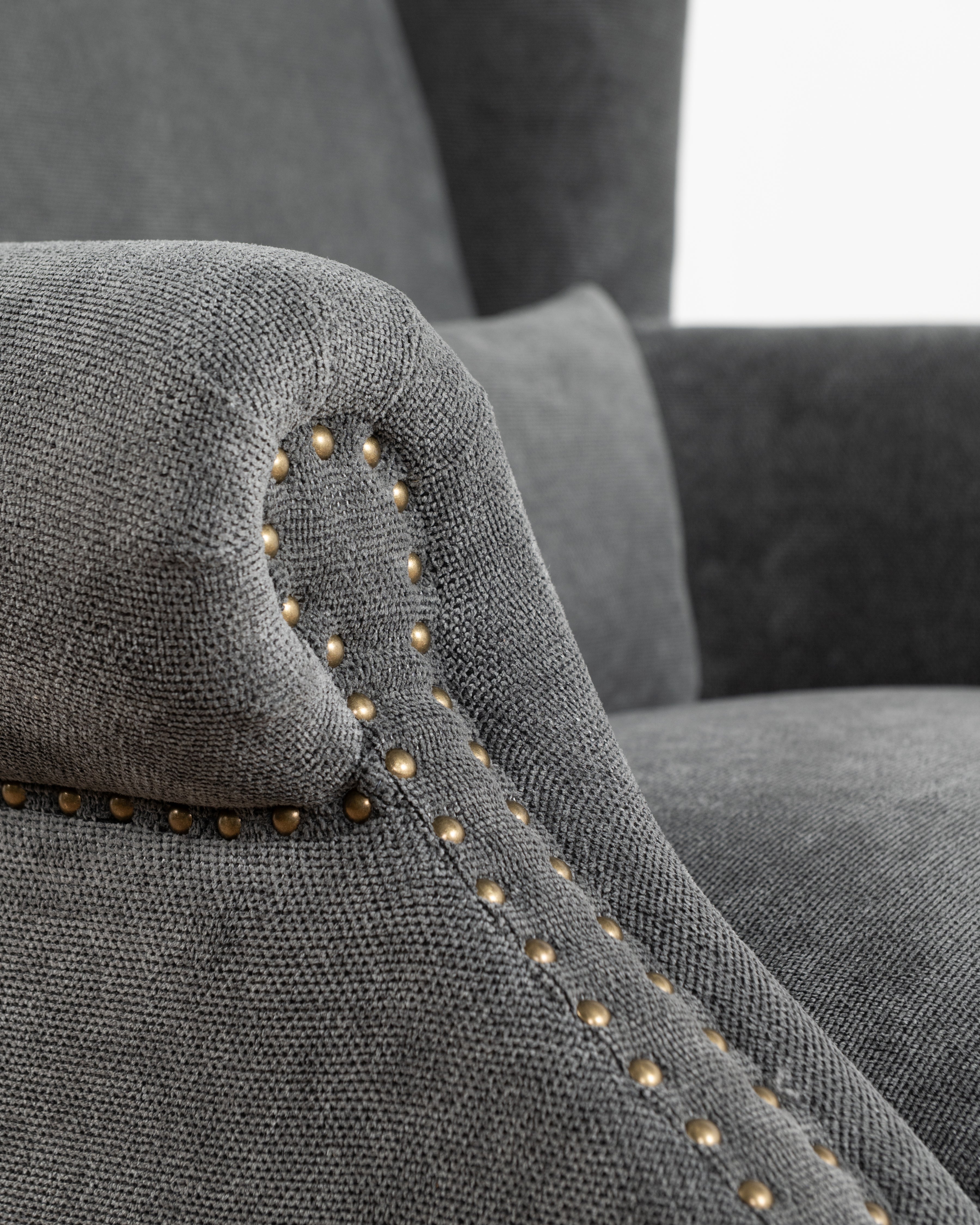 Lille Loveseat | Charcoal