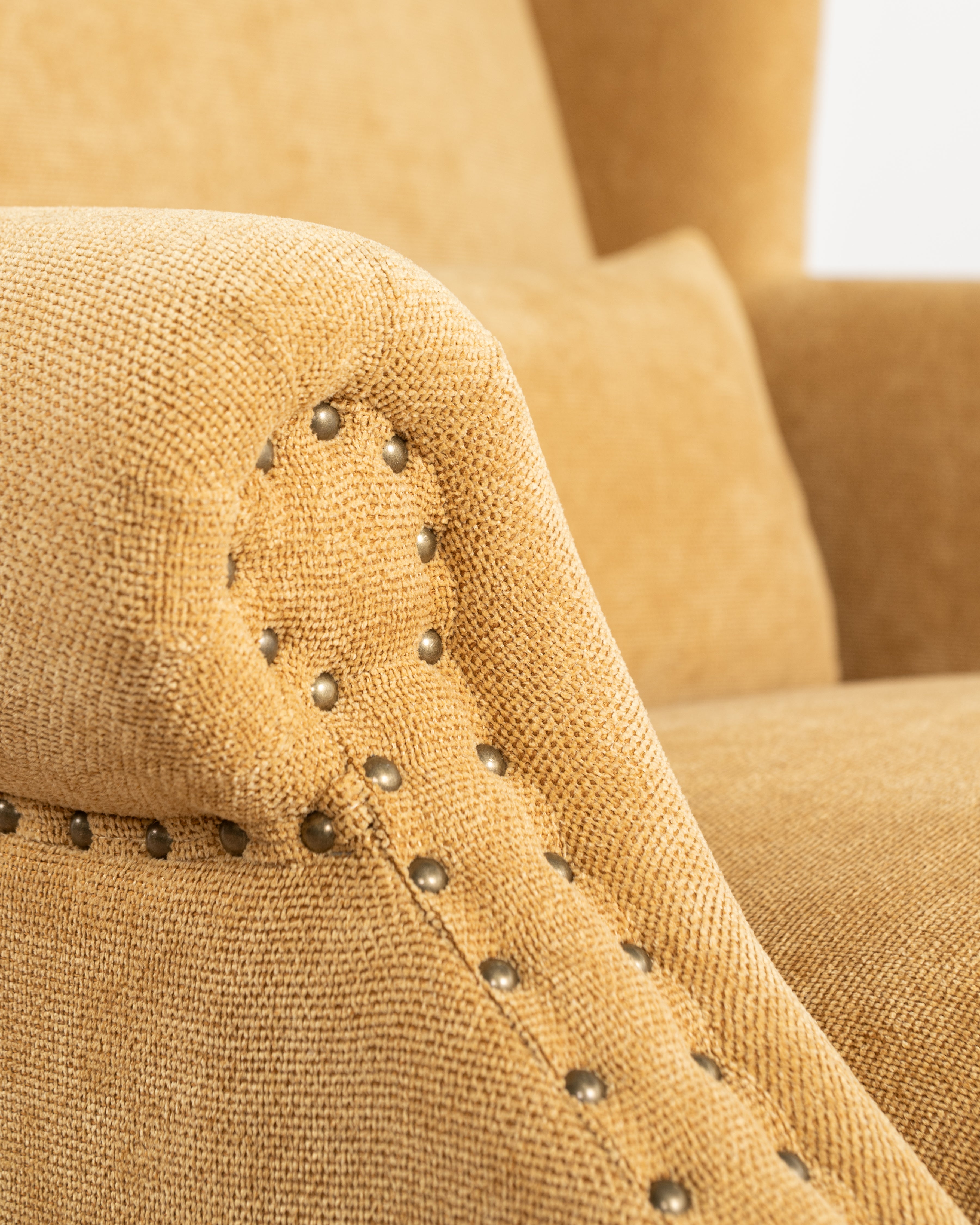 Lille Loveseat | Gold