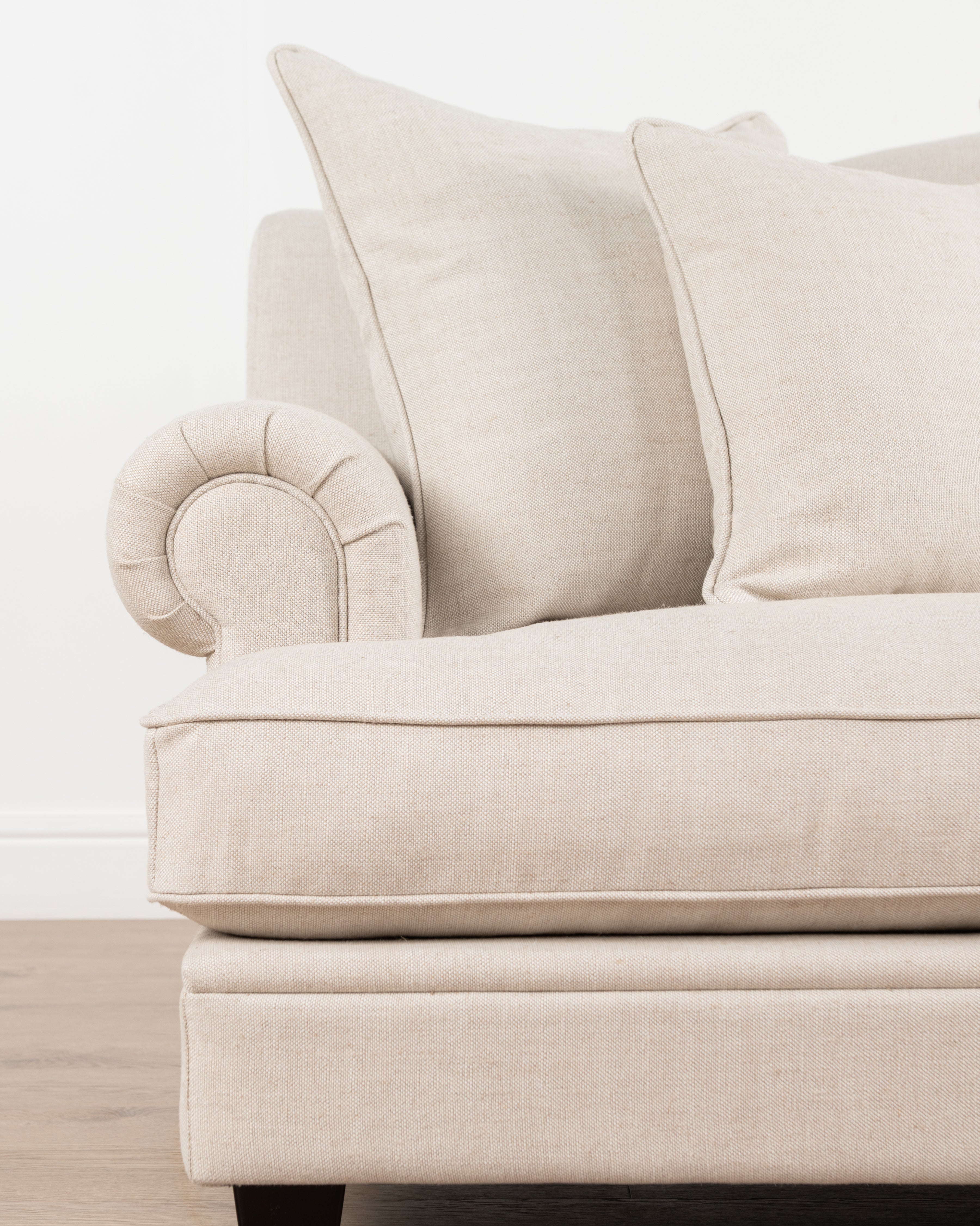 Lucerne 4-Seater Signature Sofa | Linen