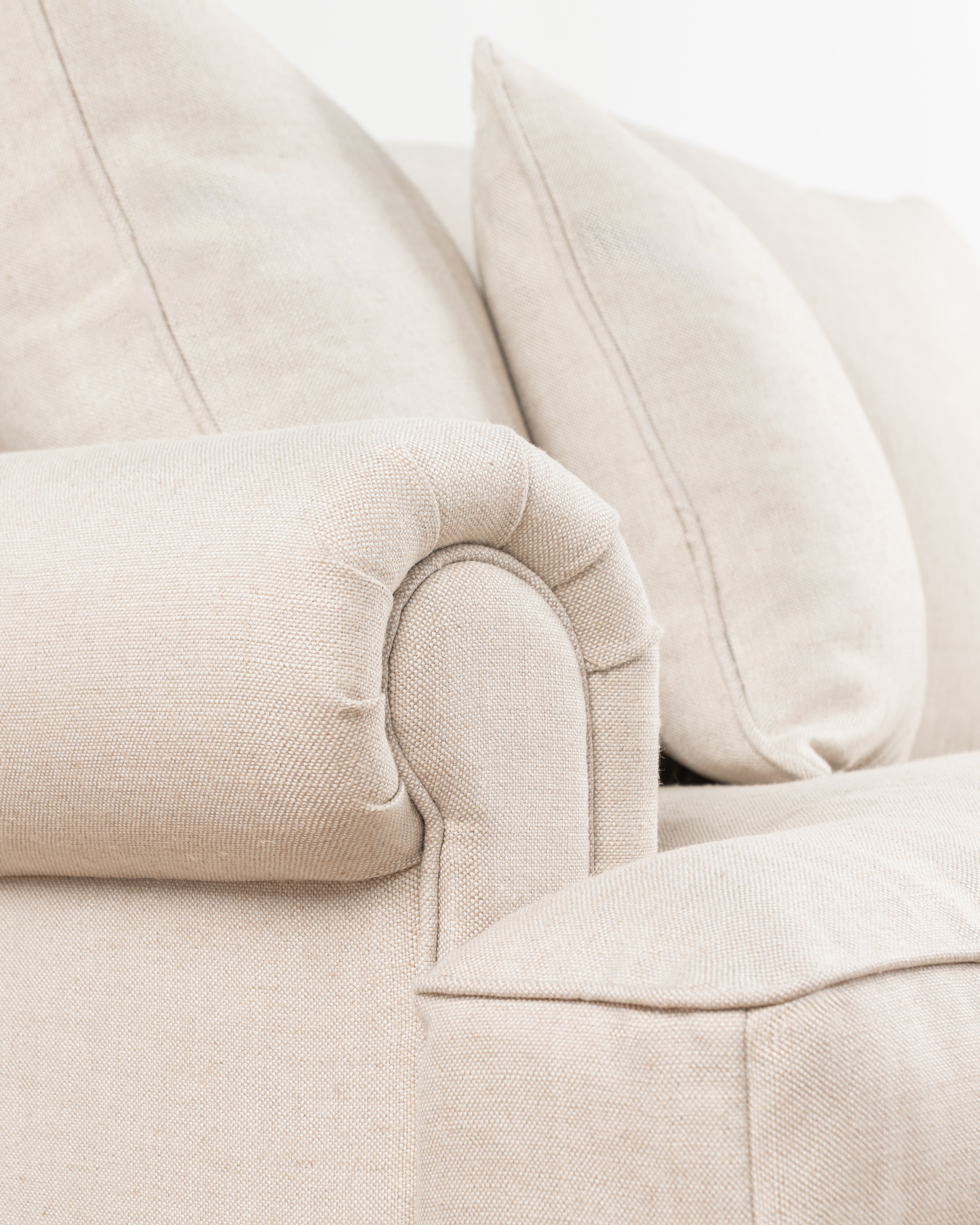 Lucerne 4-Seater Signature Sofa | Linen